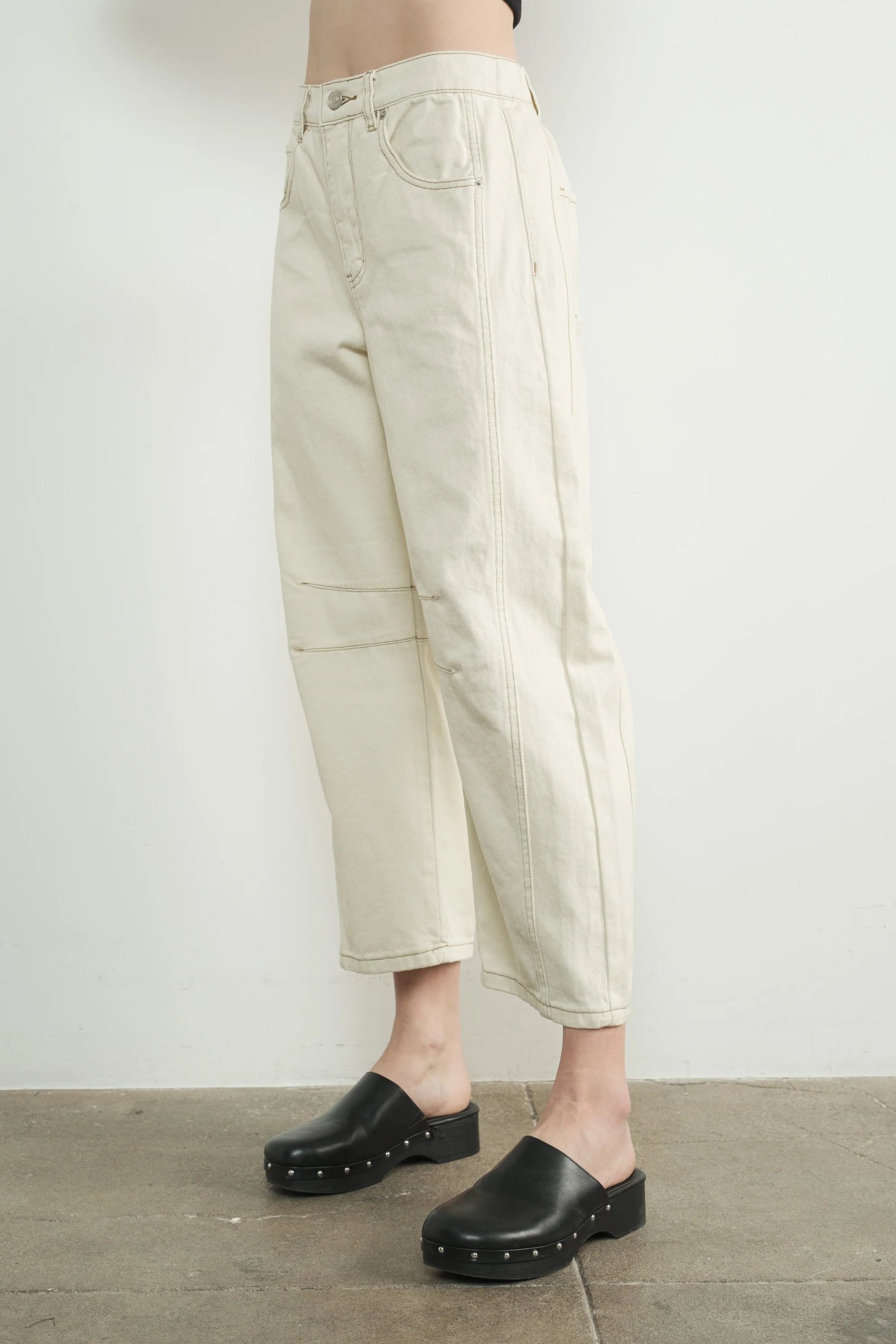 Mid Rise Barrel Slouchy Jean - XAYUYUE