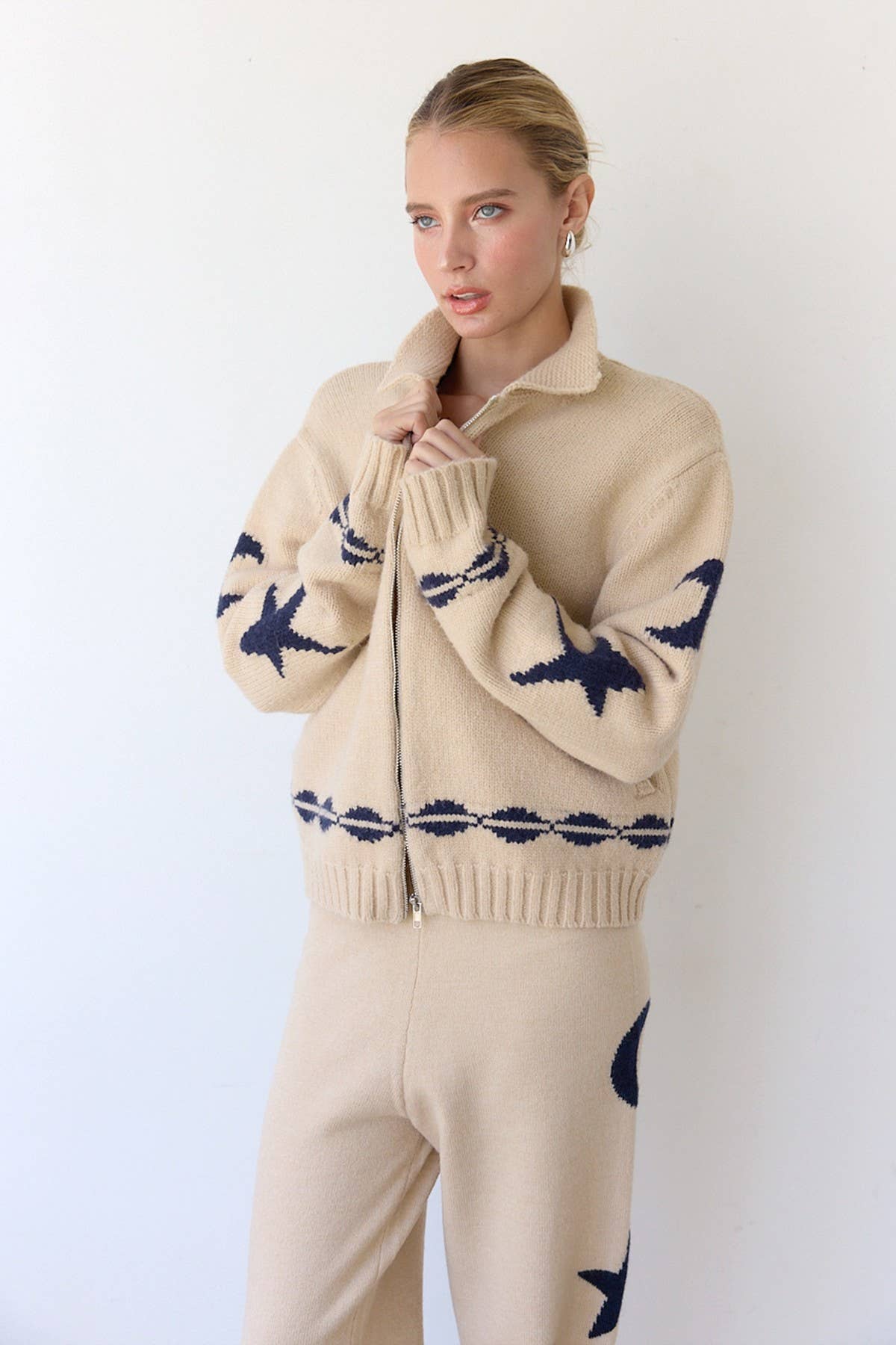 Cozy Pattern Zip Sweater Set - XAYUYUE