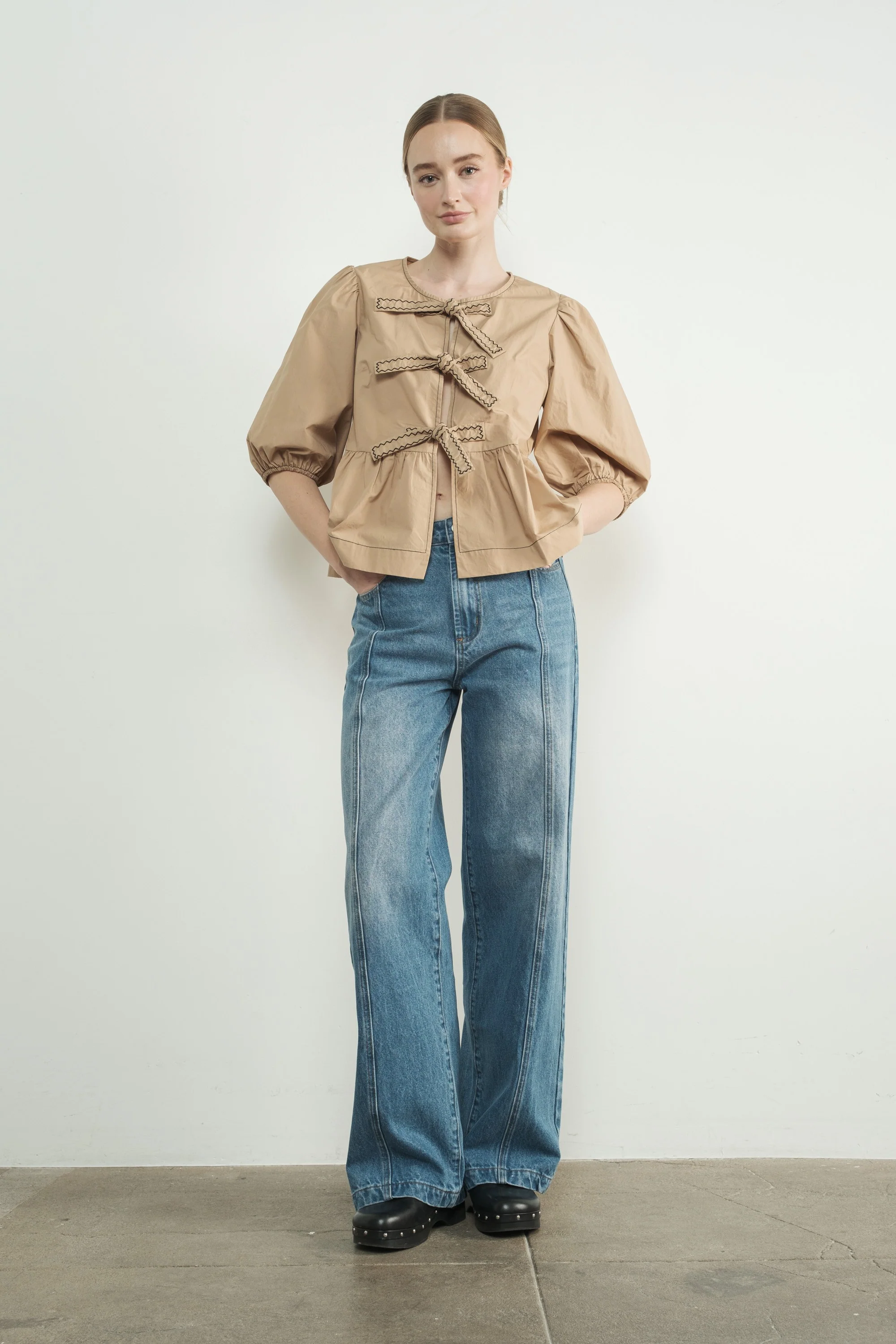 Seam Detail High Waist Wide Leg Jeans - XAYUYUE