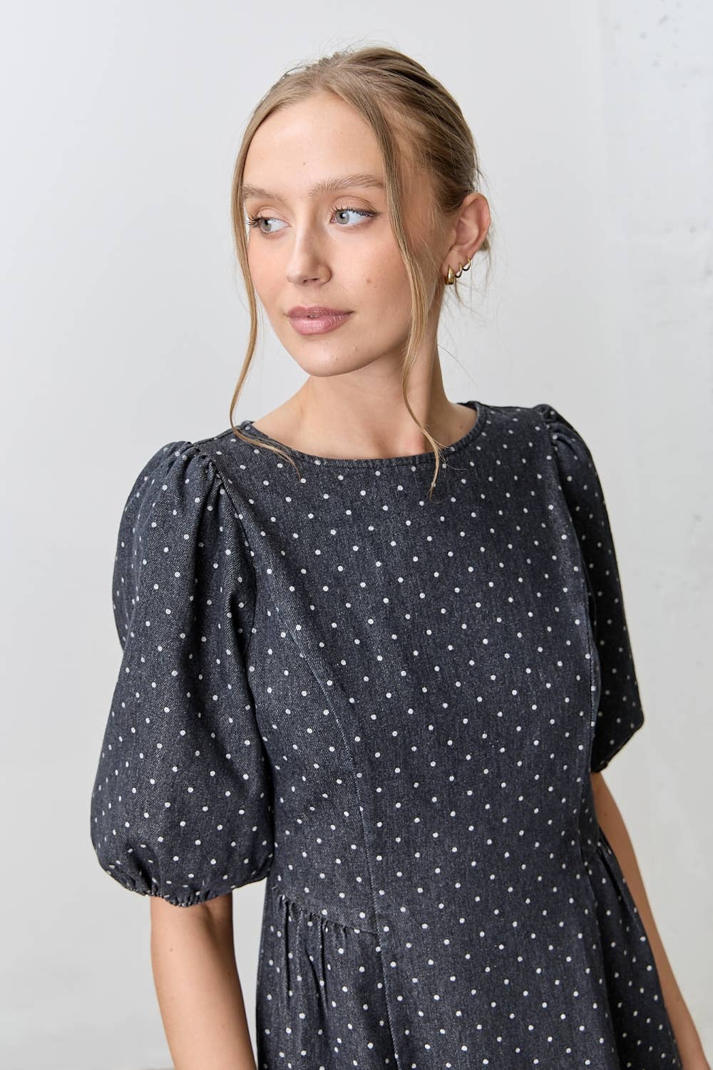 Denim Polkadot Bubble Sleeve Midi Dress: BLACK DENIM - XAYUYUE