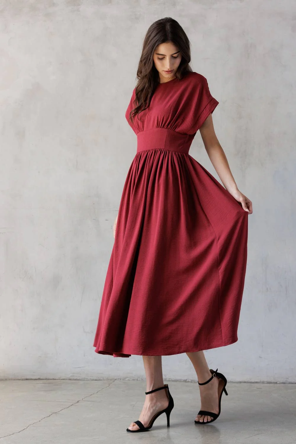 ELEGANT MIDI DRESS: WINE RED - XAYUYUE