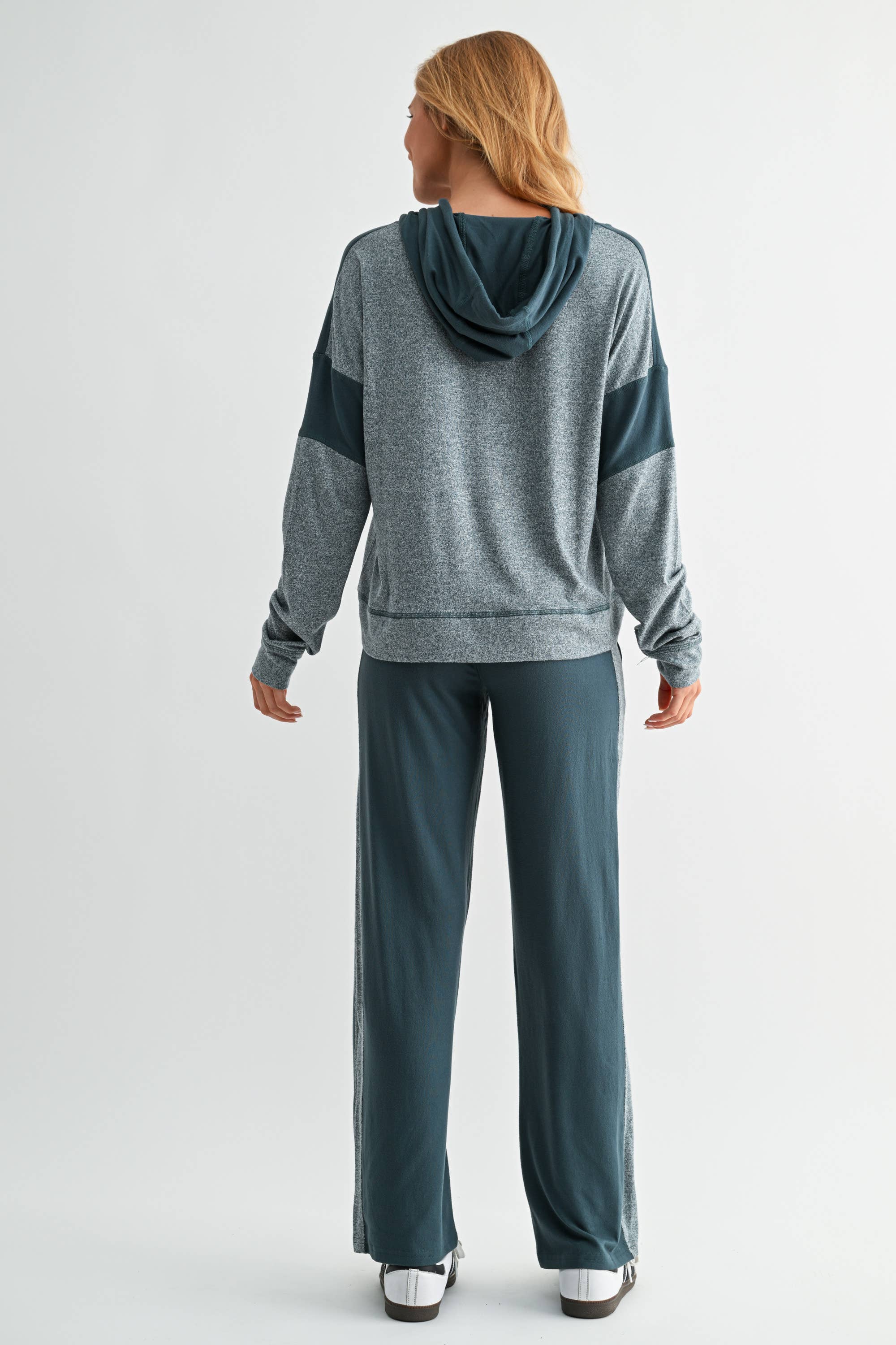 Cozy Contrast Brushed Hacci Lounge Set: MIDNIGHT NAVY - XAYUYUE