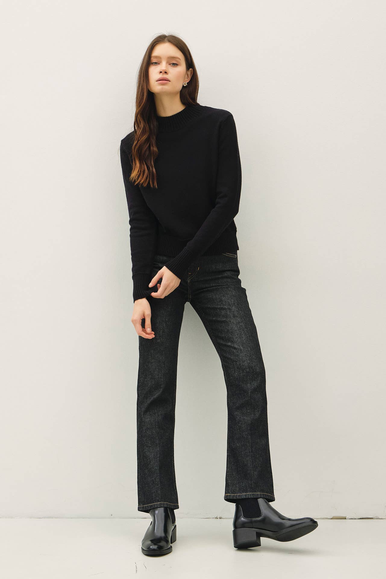 MOCKNECK CLASSIC CUT SWEATER - XAYUYUE