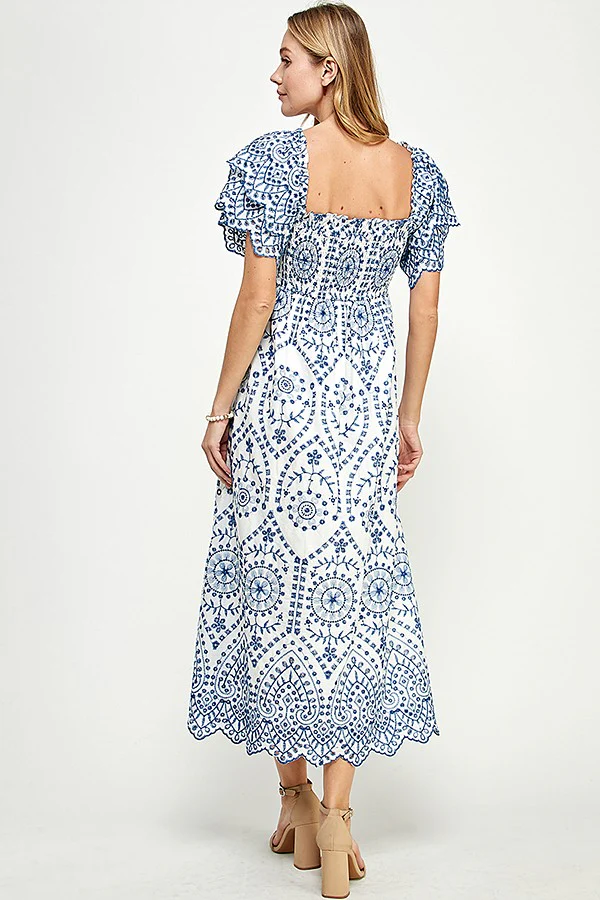 Embroidery Smocking Midi Dress - XAYUYUE