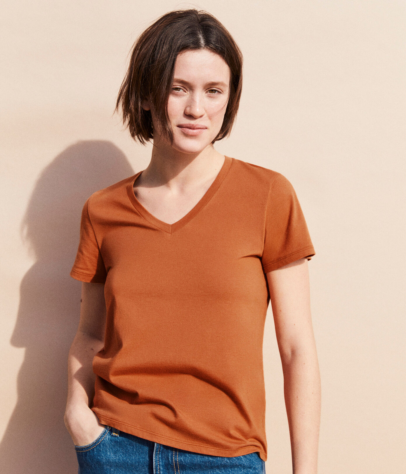 Tee-shirt LE DROIT col V en coton bio Femme