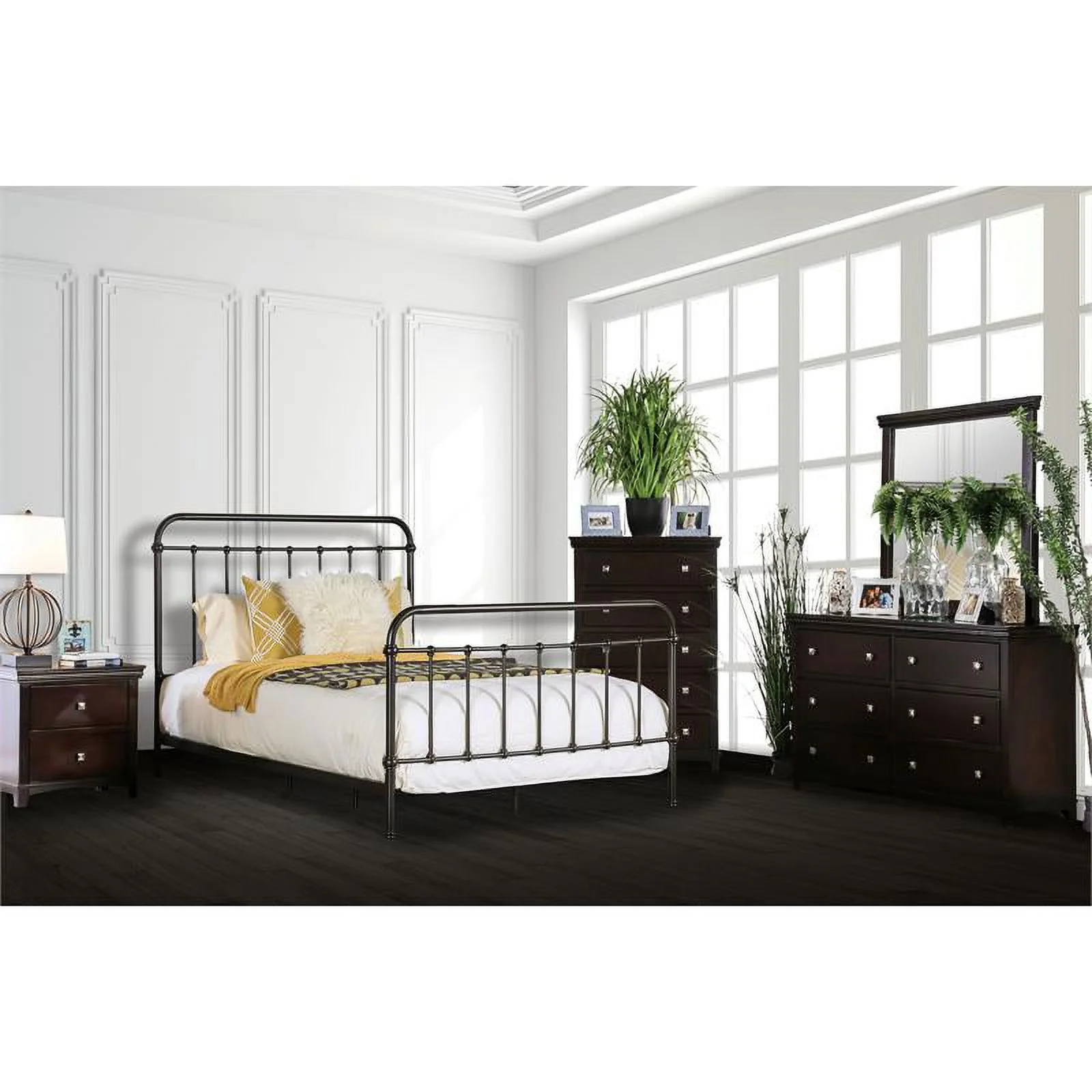 Furniture of America Celinda Metal Full Spindle Bed in Dark Bronze