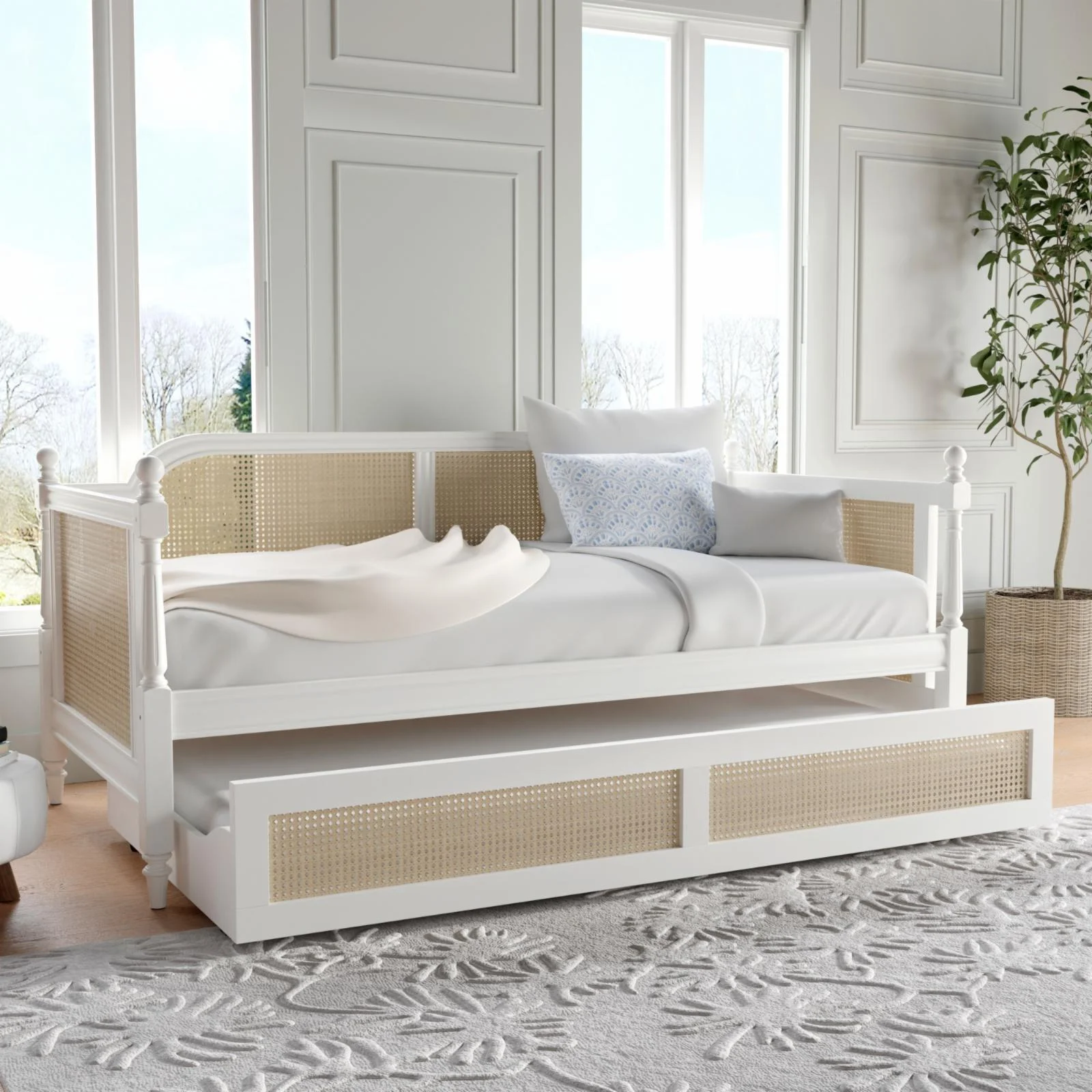 Hillsdale Furniture Melanie Daybed with Optional Trundle