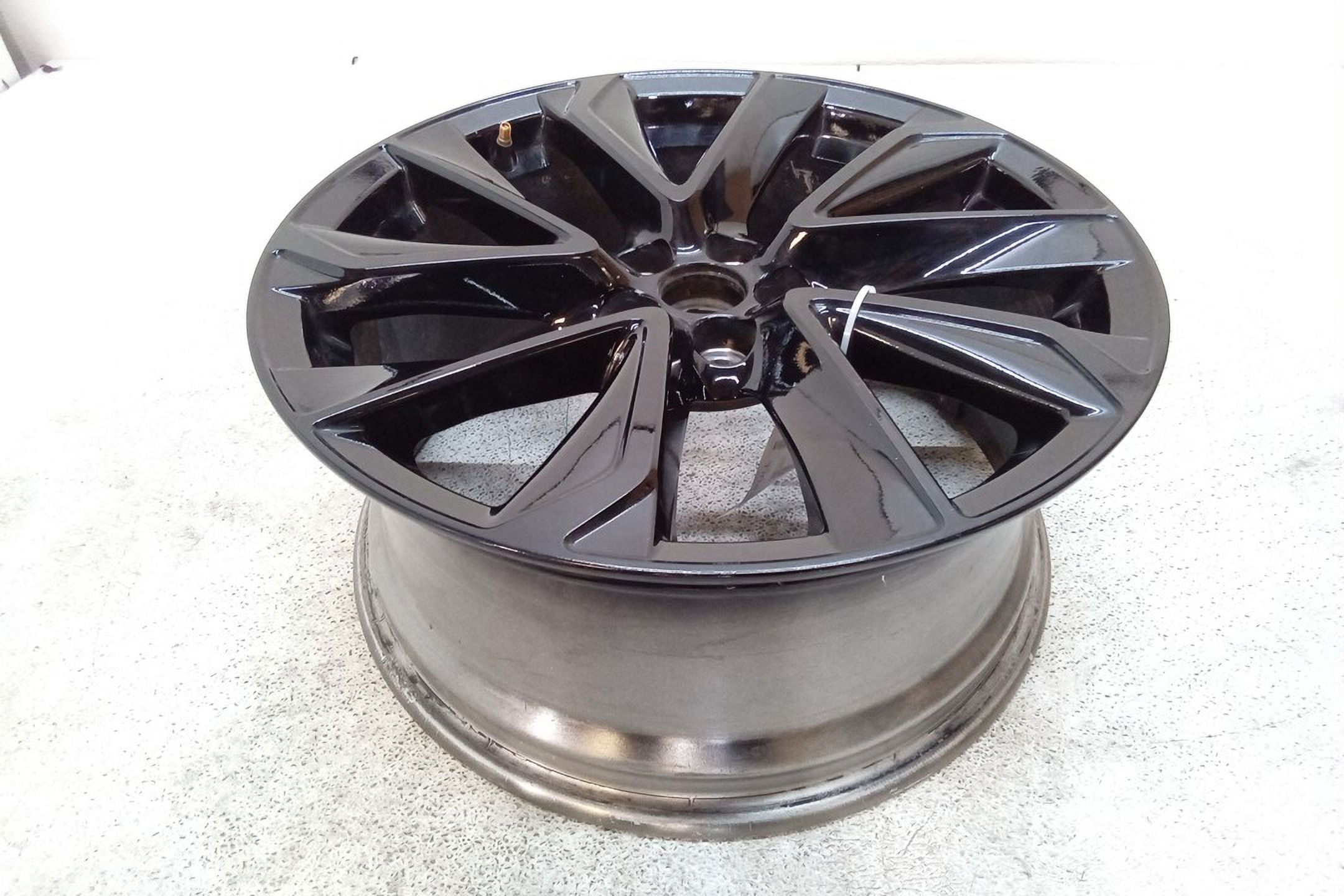 Pre-Owned 2022 Toyota Corolla 18X8 Wheel Single Rim 10 Spokes 4261112F00 OEM (Good)