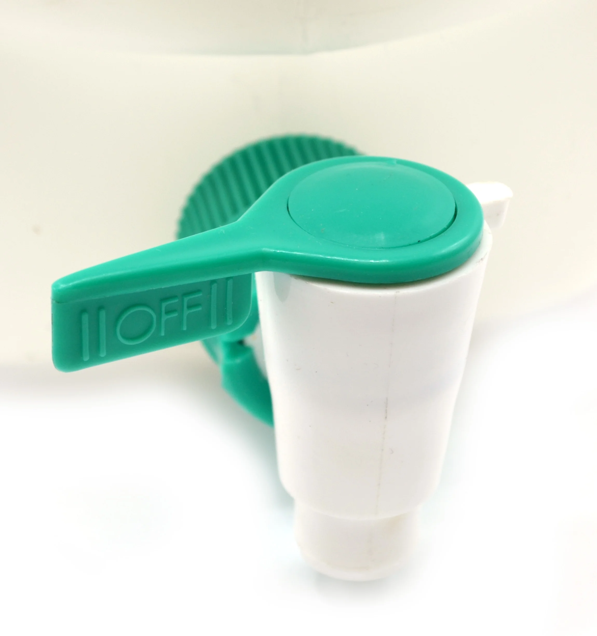 10 Liter Polypropylene Aspirator Bottle with Leak Proof Spigot - Eisco Labs