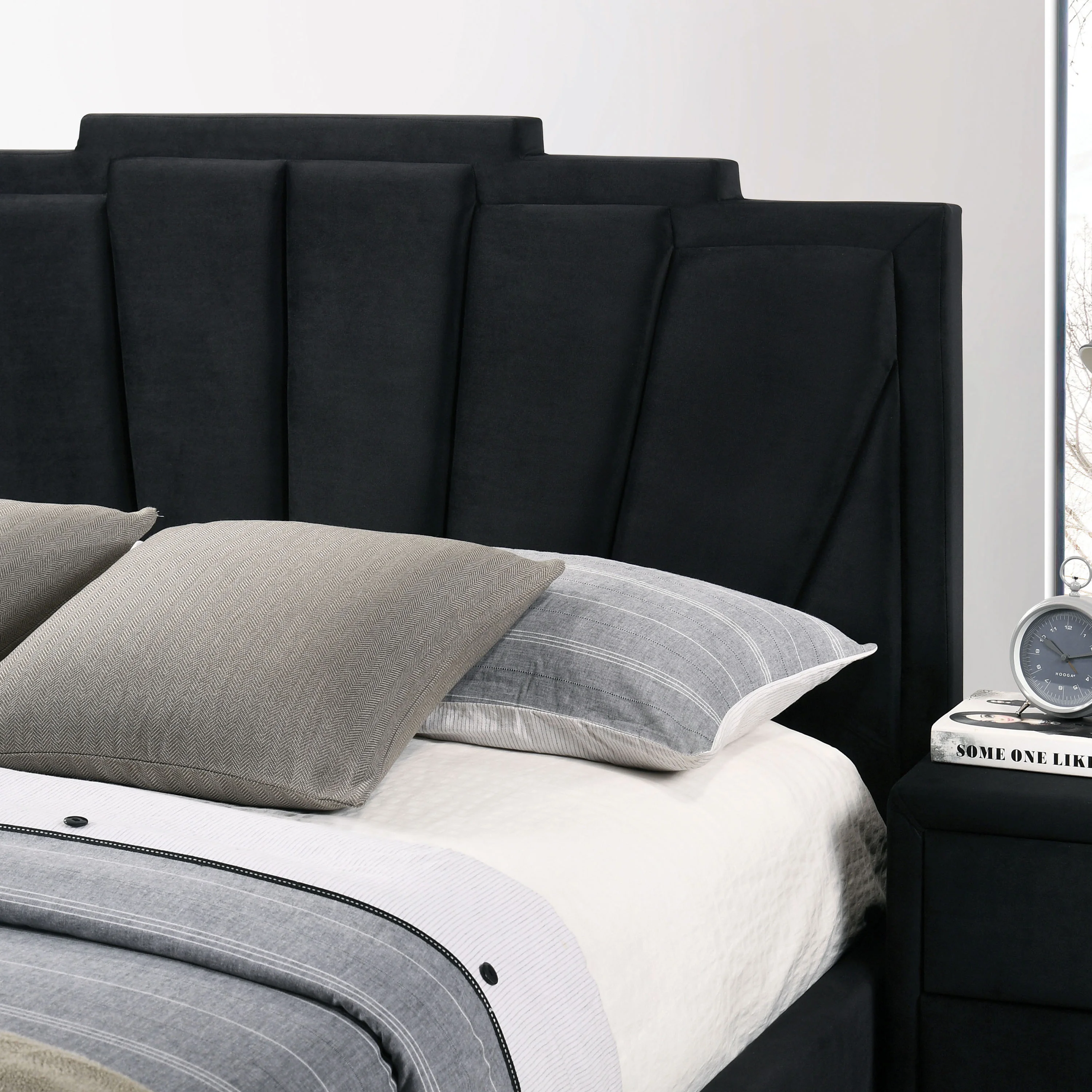 Furniture of America Gatsby Fabric Panel Bed, Black, King