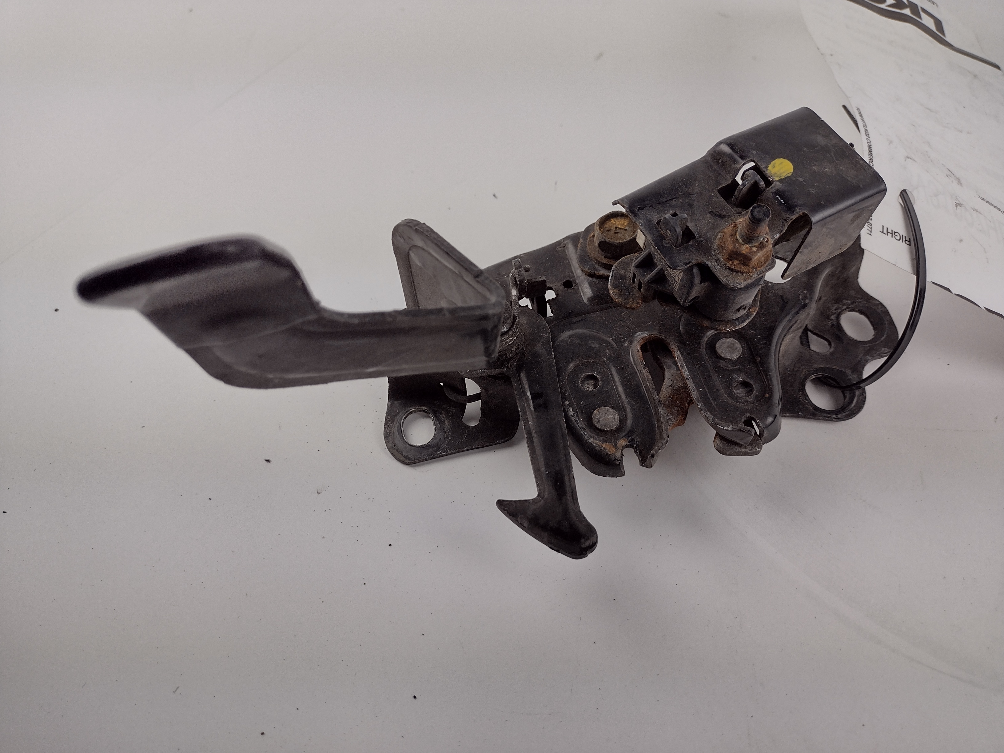 Pre-Owned 14 15 16 17 Nissan Juke Hood Latch Assembly OEM (Good)