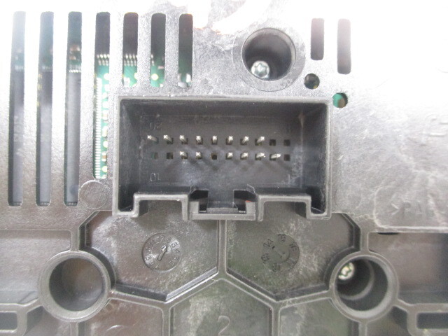 Pre-Owned 17 18 19 Audi Q7 Console Mounted Multimedia Navigation Menu Control OEM LKQ - Verify Specific Vehicle Fitment In Description - (Good)