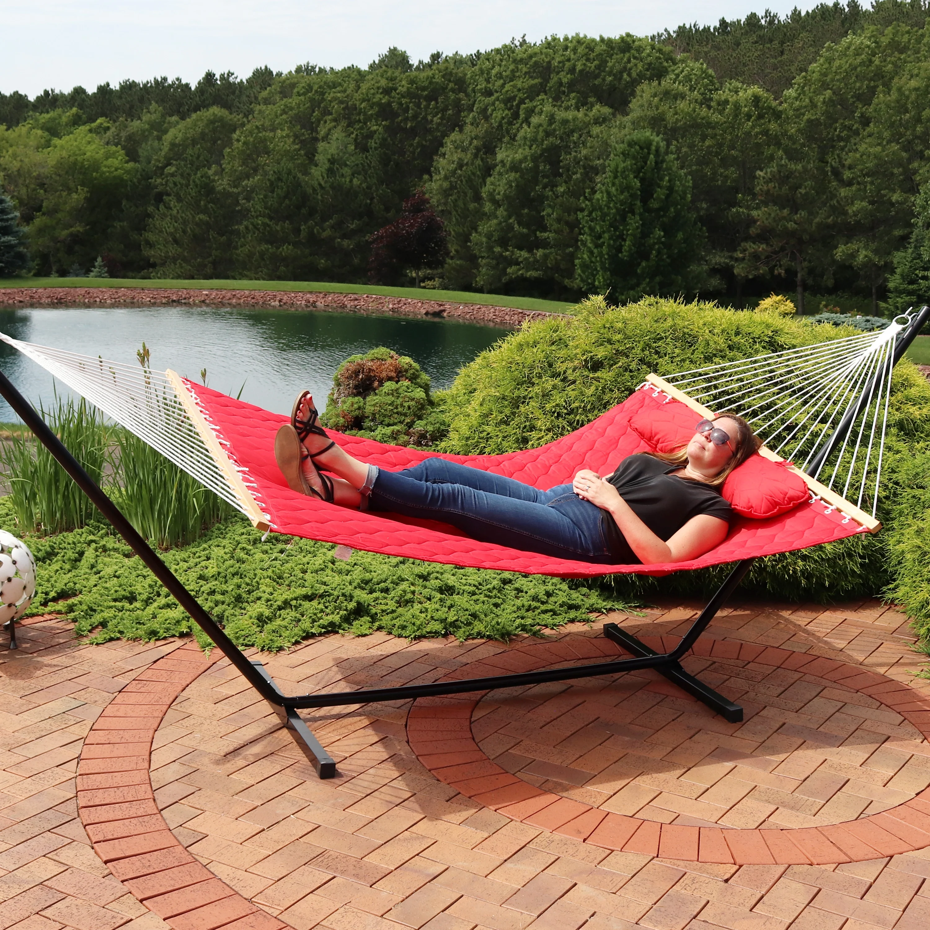 Sunnydaze Quilted Fabric 2-Person Hammock with Pillow and Stand - Red