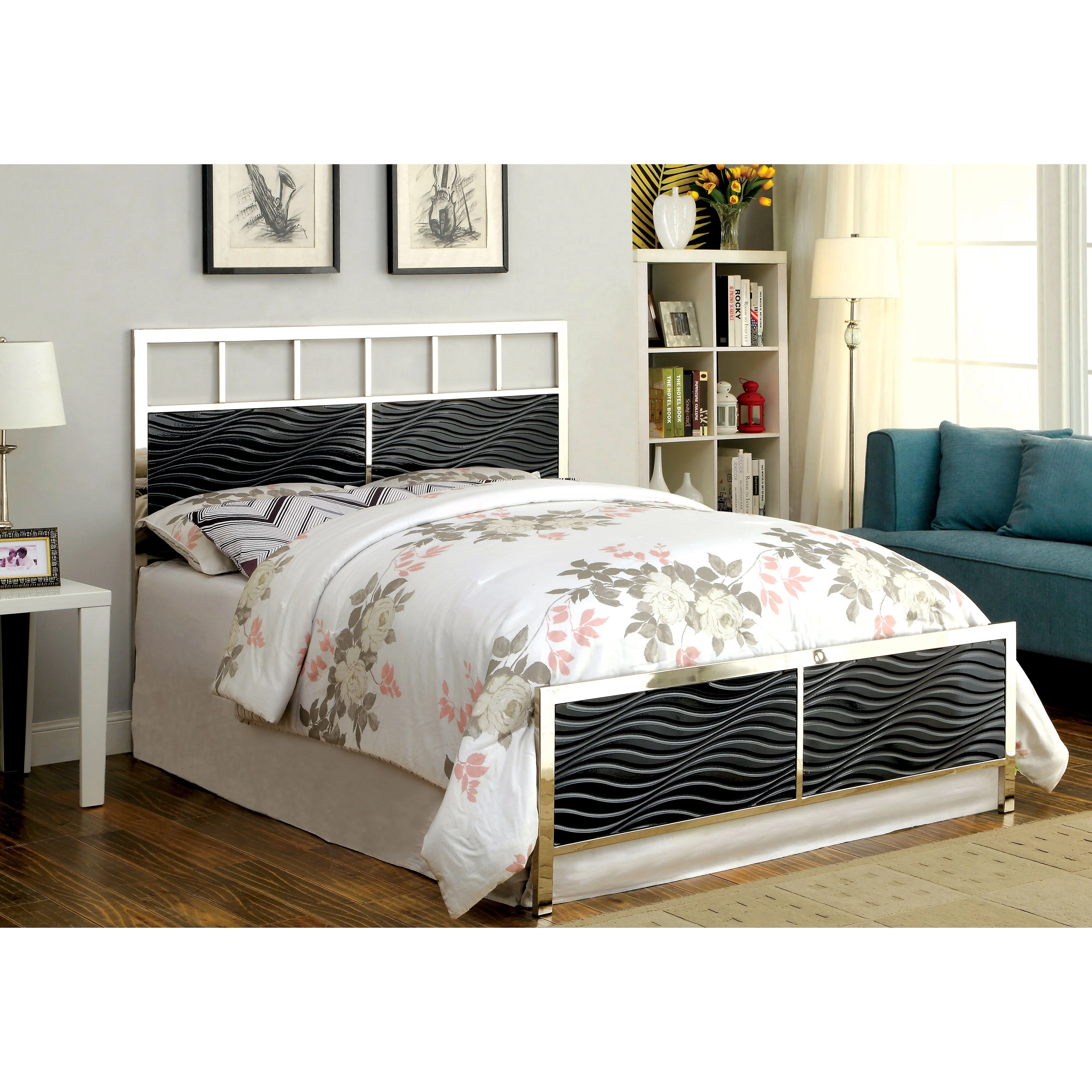 Furniture of America  Nols Modern 2-Piece Metal Headboard and Footboard Set White/Chrome Queen