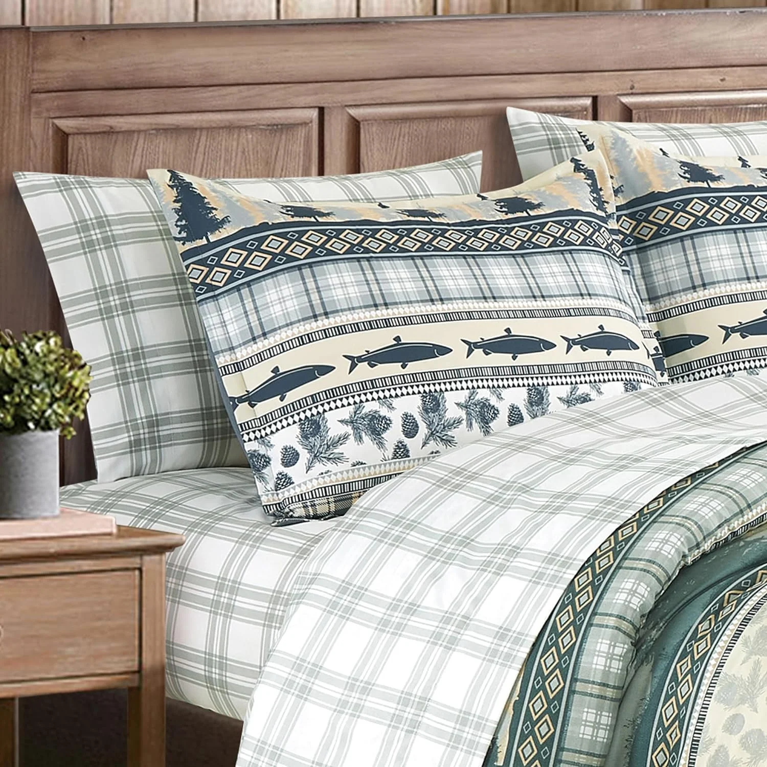 Chezmoi Collection Ridge 7-Piece Northwest Cabin Lodge Bed in a Bag King Comforter Set, Multicolor Pine Tree Fish Deer Printed Microfiber Bedding Set