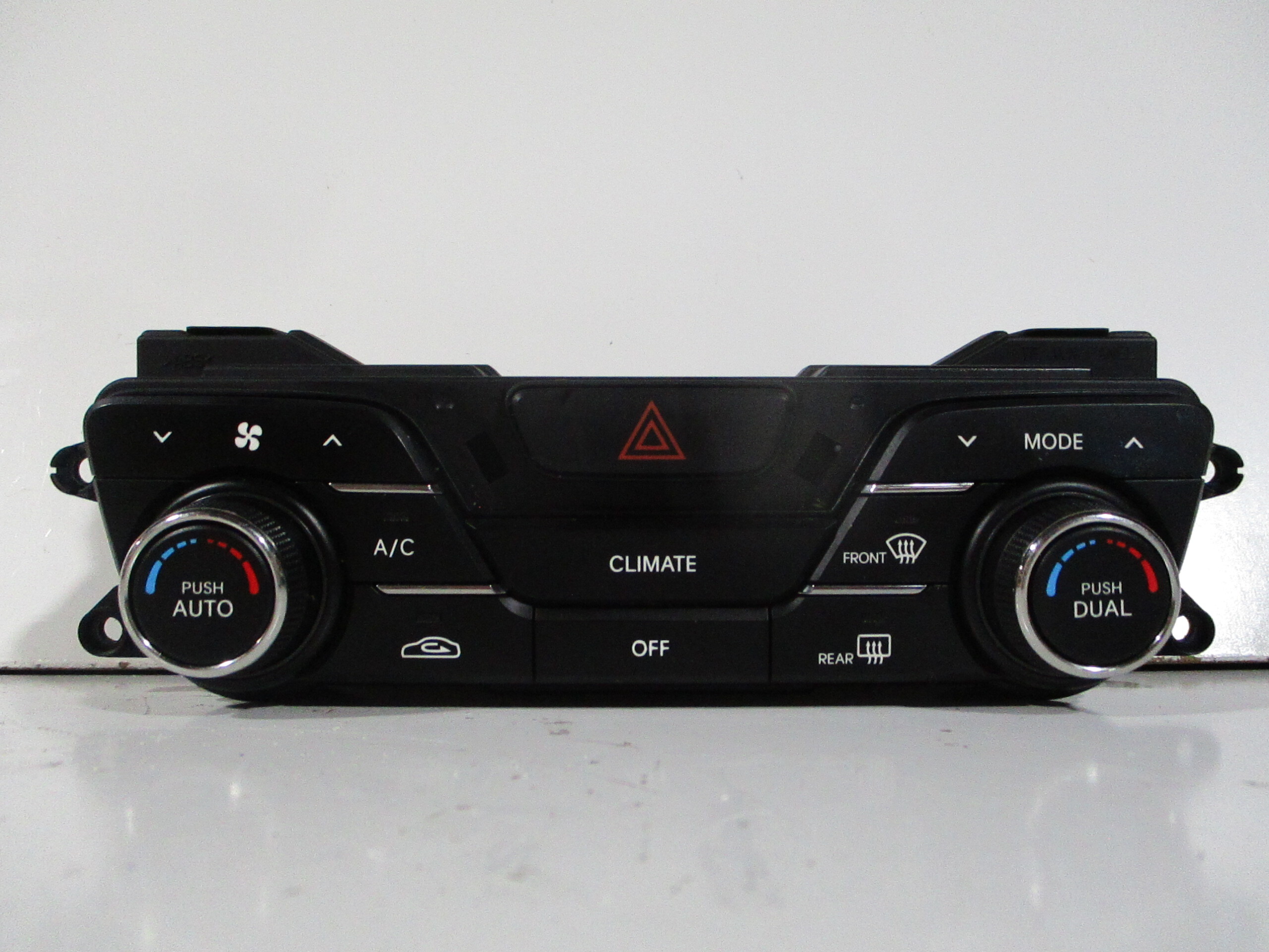 Pre-Owned 11 12 13 Kia Optima AC Heater Temp Temperature Control Unit OEM (Good)