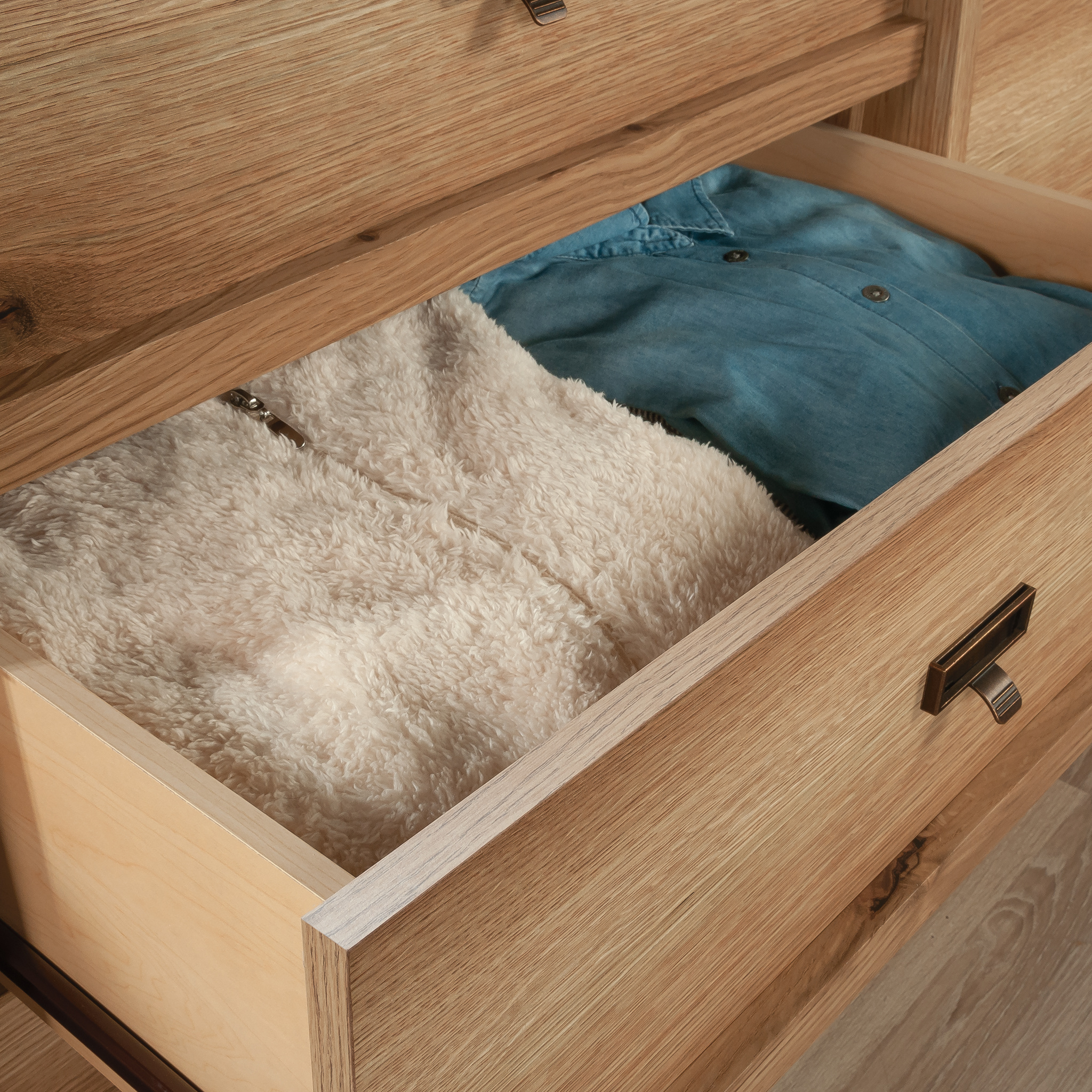 Sauder Trestle 6-Drawer Bedroom Dresser in Timber Oak, Timber Oak Finish