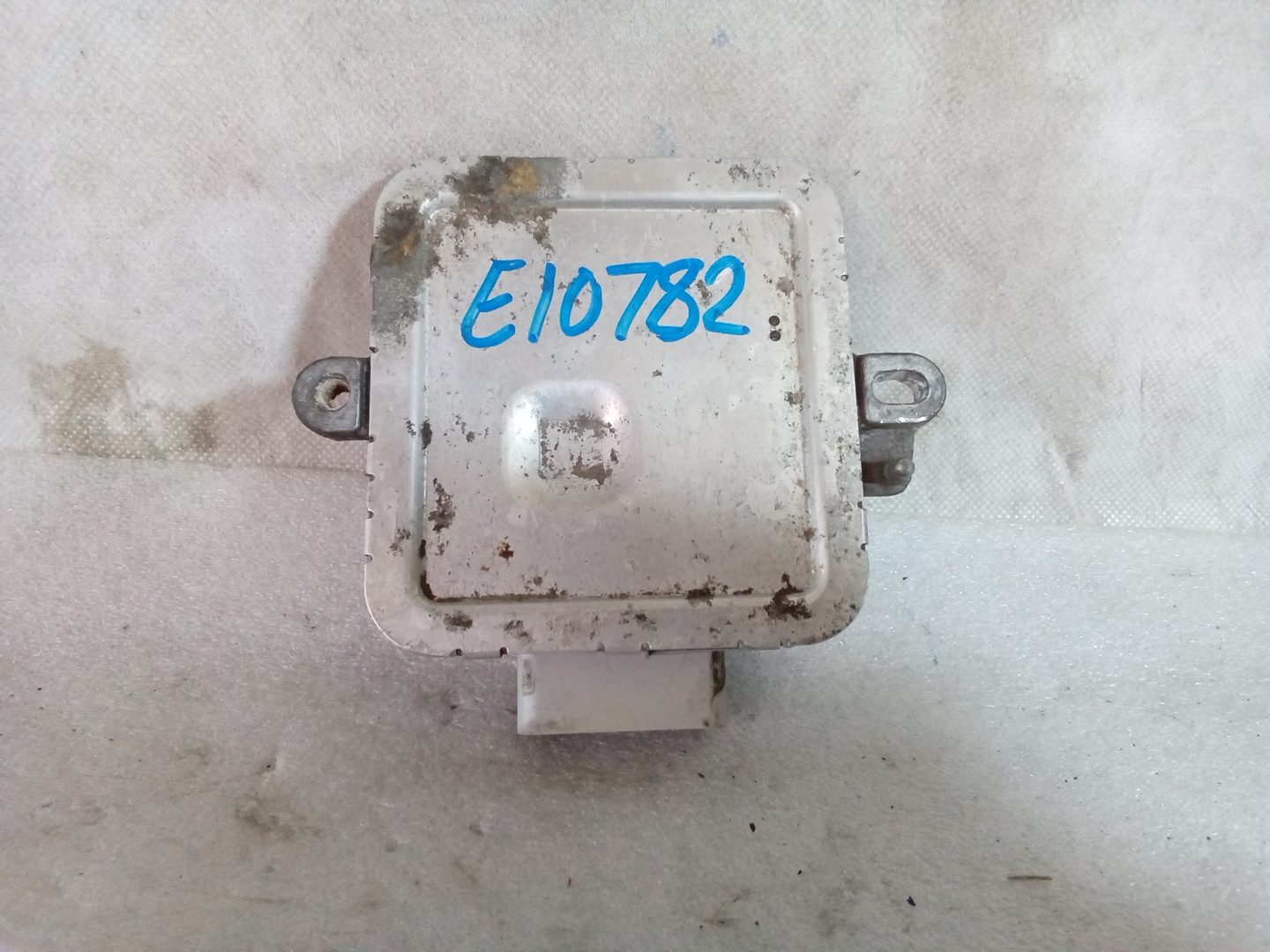 Pre-Owned 2015 Chevrolet Tahoe Fuel Pump Control Module 23184800 OEM LKQ (Good)