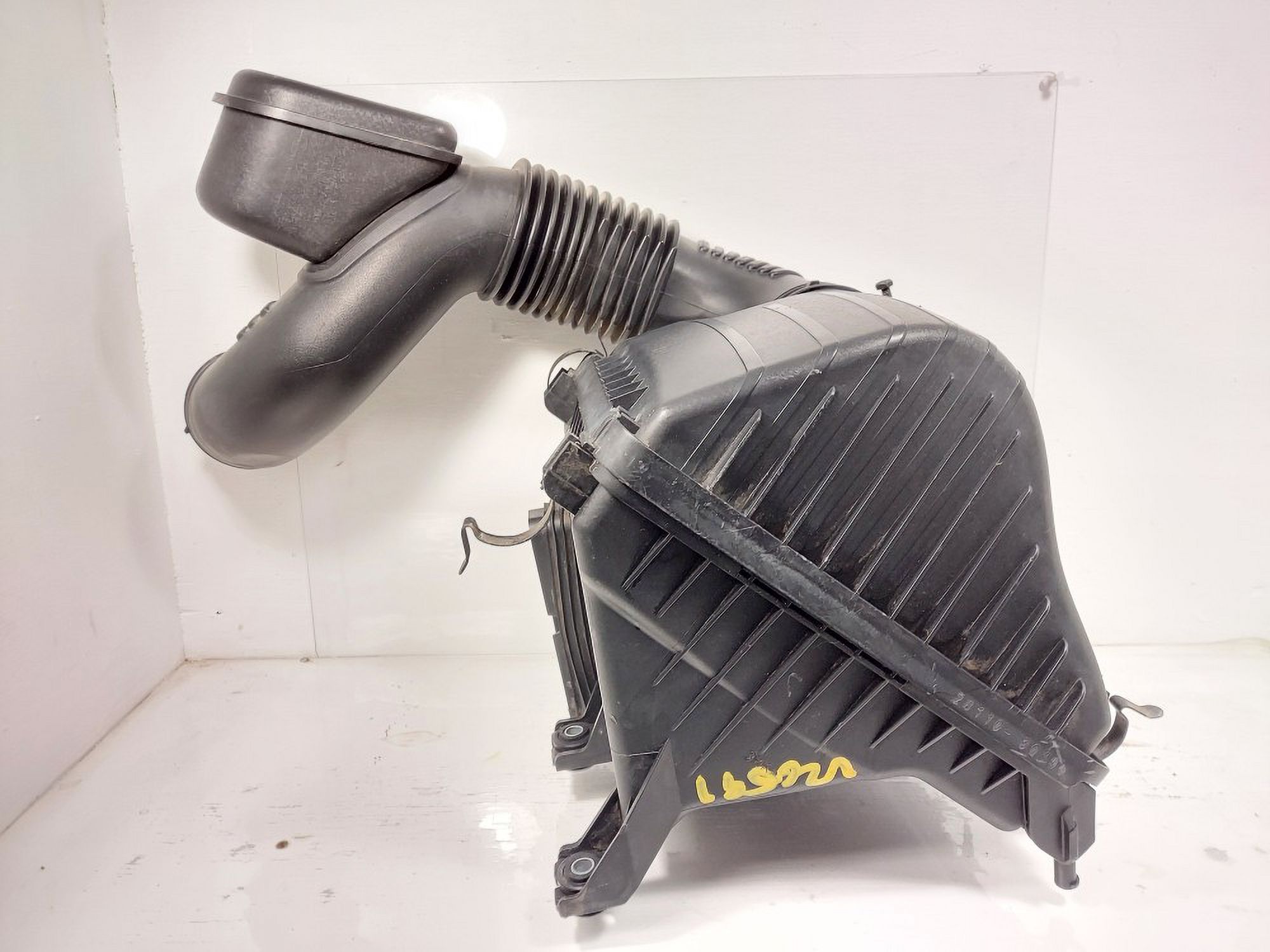 Pre-Owned 2011-2015 Kia Optima 2.4L Air Intake Box Cleaner 81k Miles OEM (Good)