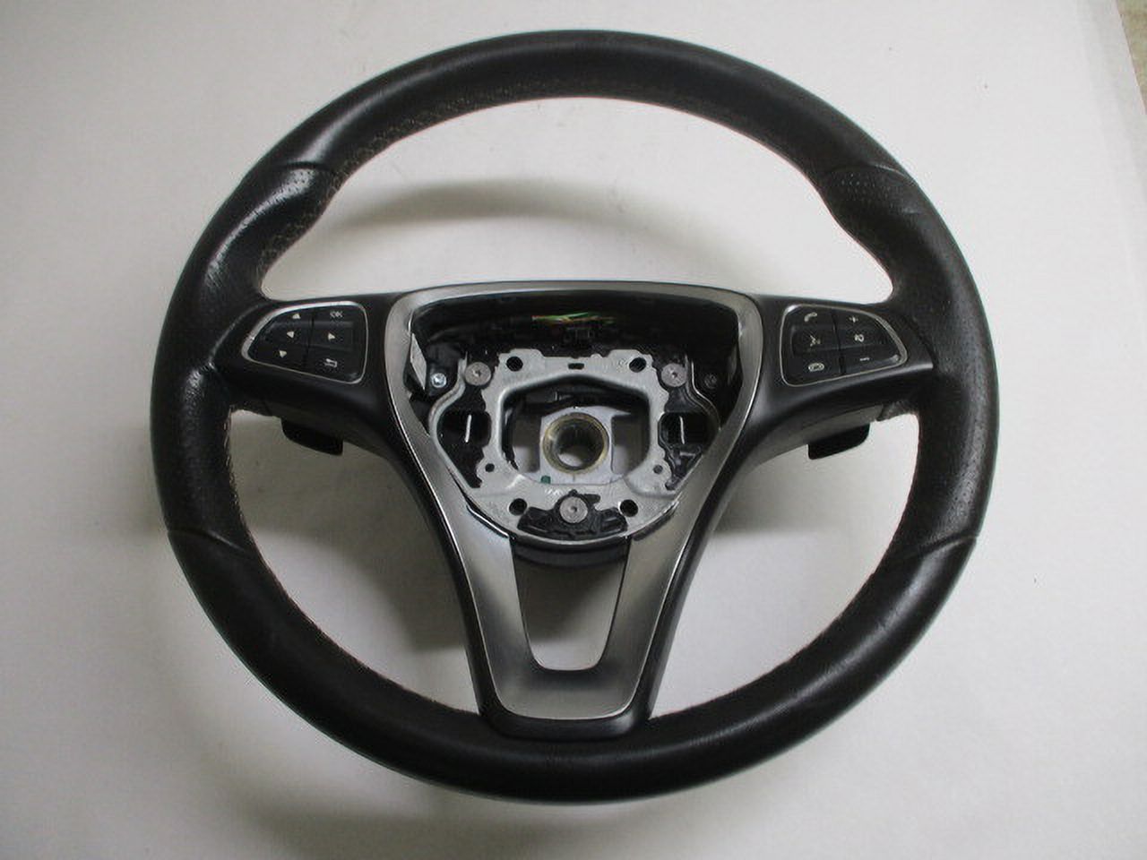 Pre-Owned 2018 Mercedes-Benz GLA Class Leather Steering Wheel OEM LKQ (Good)