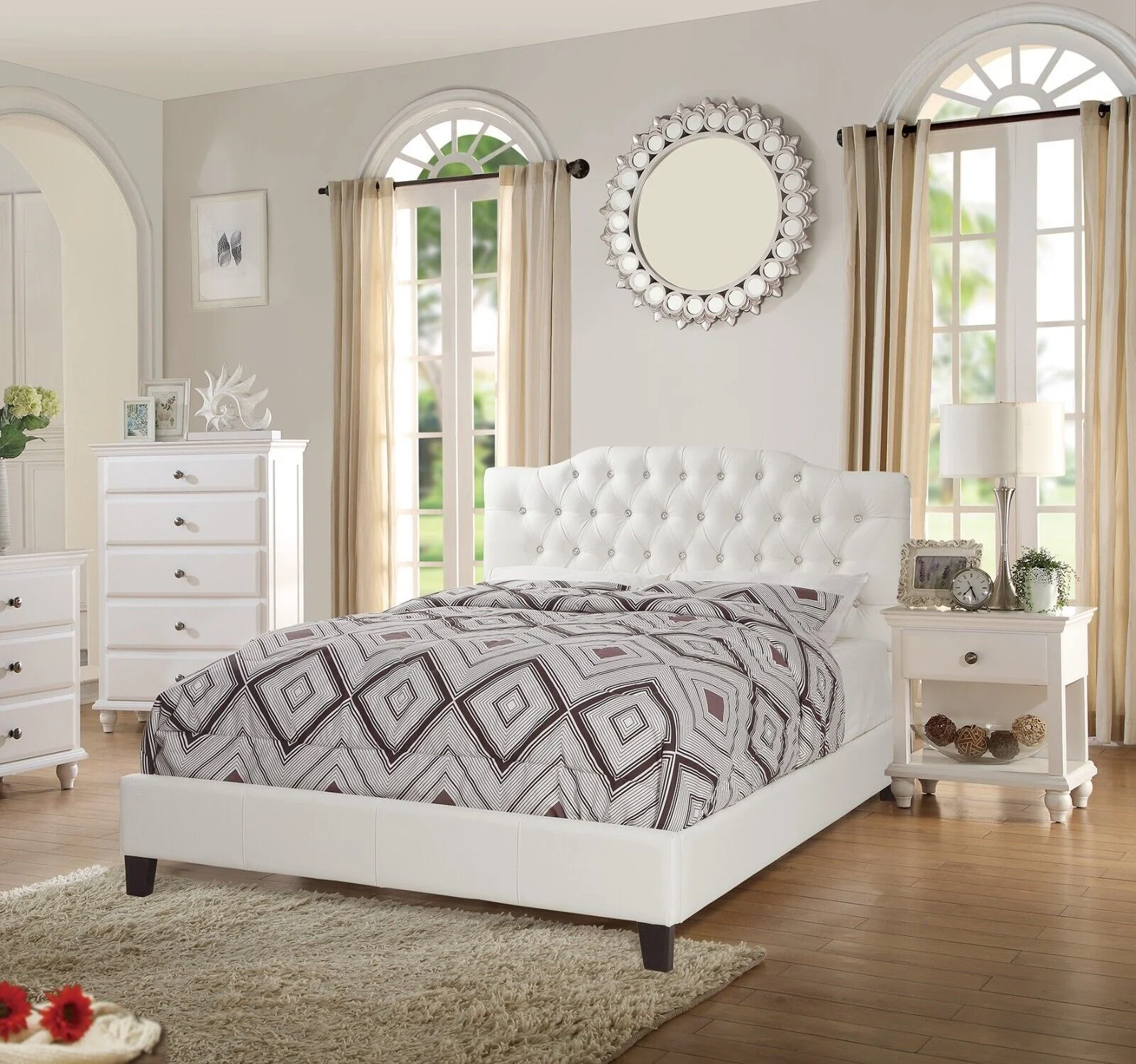 3pc Bedroom Set Elegant Classic Cal King Size Bed 2x Nighstands One Shelf and drawer Bedside Table White Tufted Faux Leather