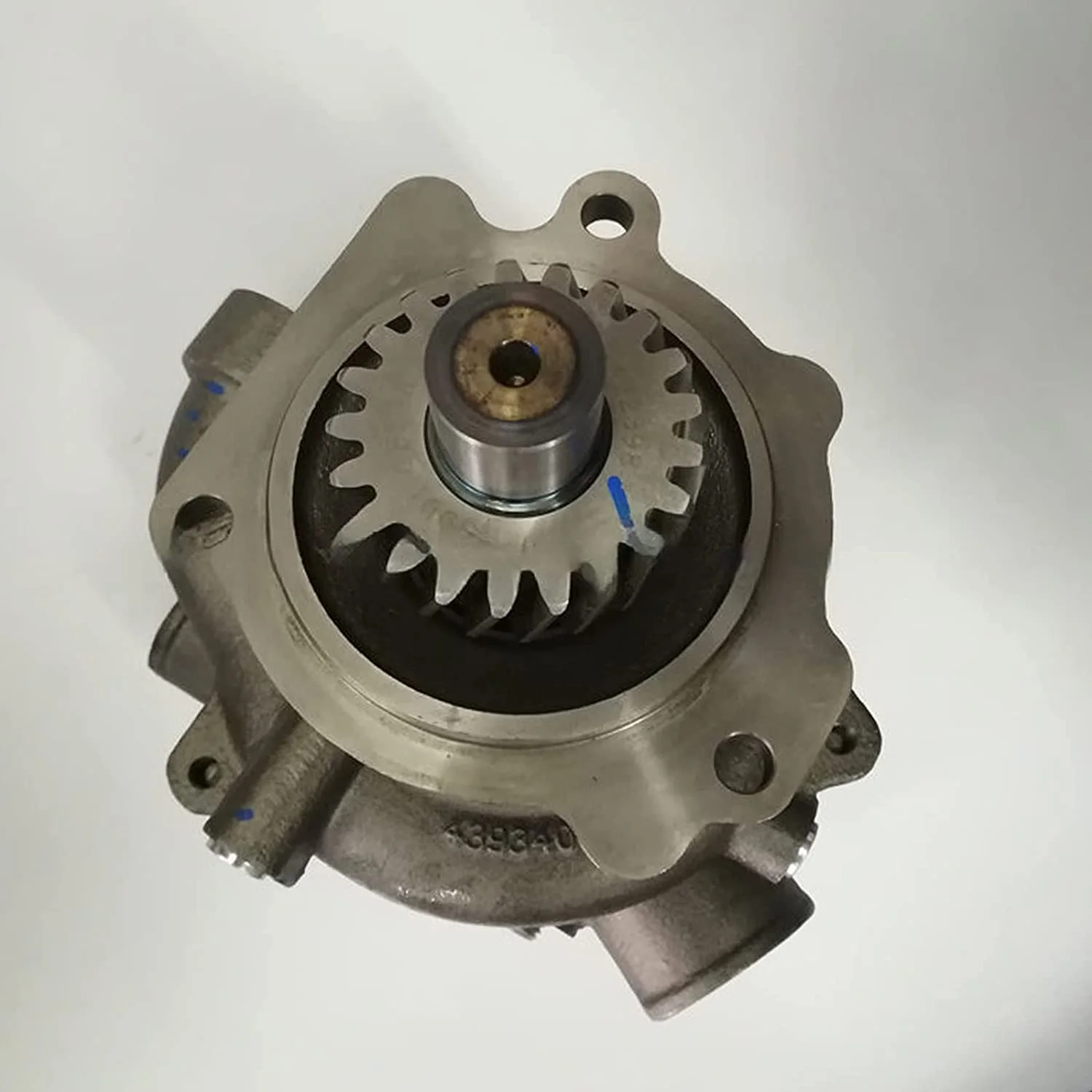 Seapple New Water pump 4299030 4972857 2882145 Compatible with Cummins ISM11 QSM11 Engine