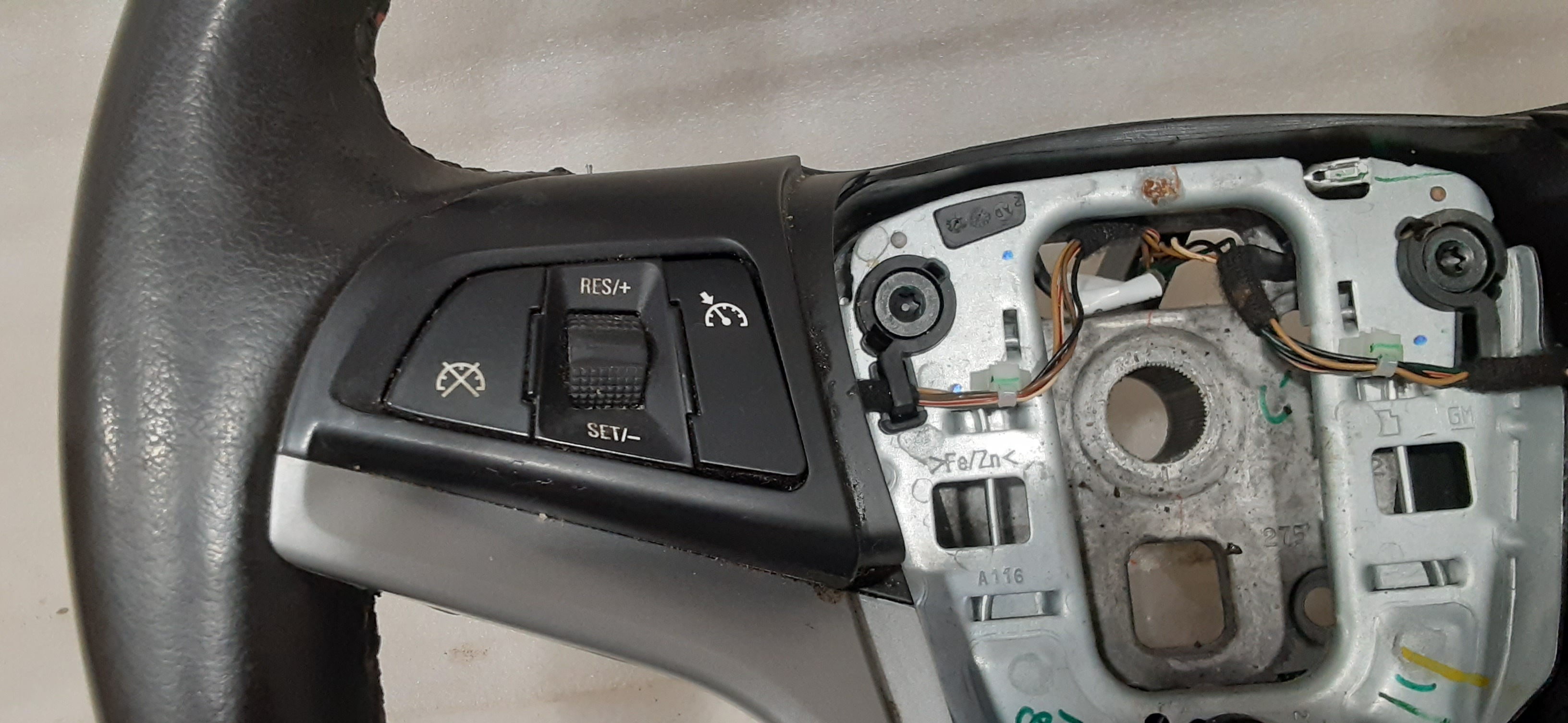 Pre-Owned 13 14 15 Chevrolet Cruze Black Leather Steering Wheel OEM (Good)