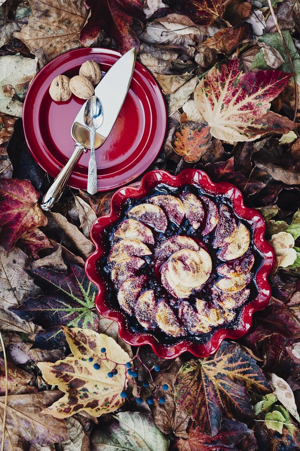 Made In France Blue Stone Ruffled Pie Dish 10.5