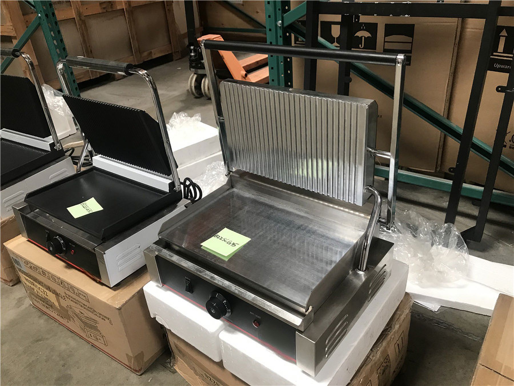 17.5 in. 1500W Single Grooved Flat SS Panini Grill, Commercial Grill  17.5*14.1*7.2