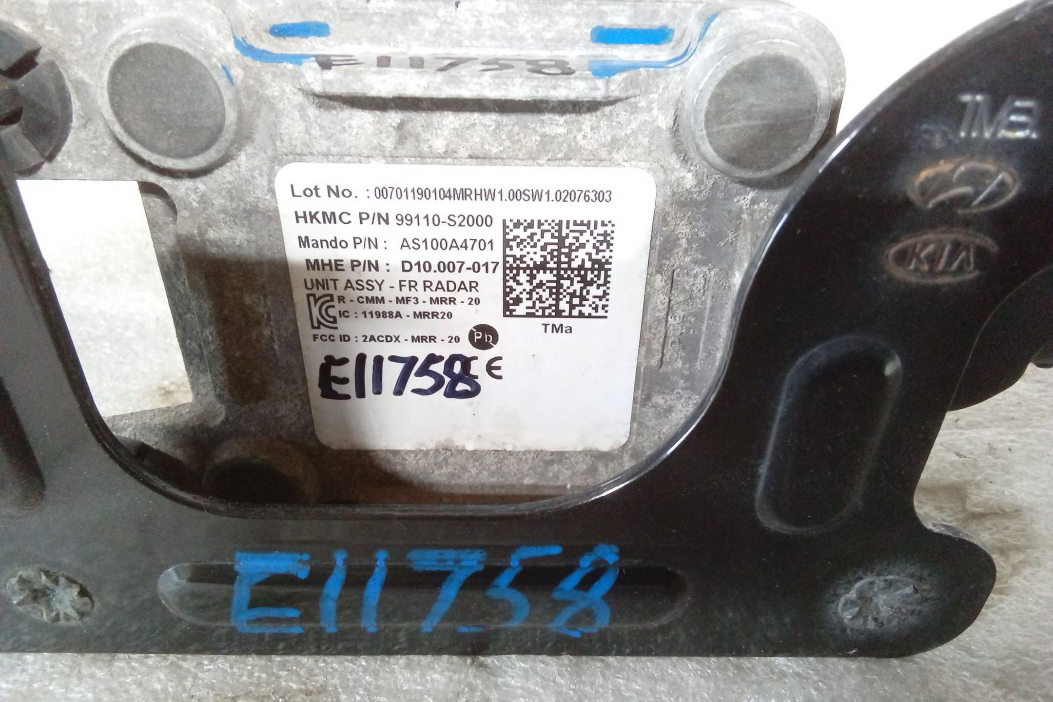 Pre-Owned 2019 Hyundai Santa Fe Behind Grill Front Adaptive Cruise Radar OEM LKQ (Good)