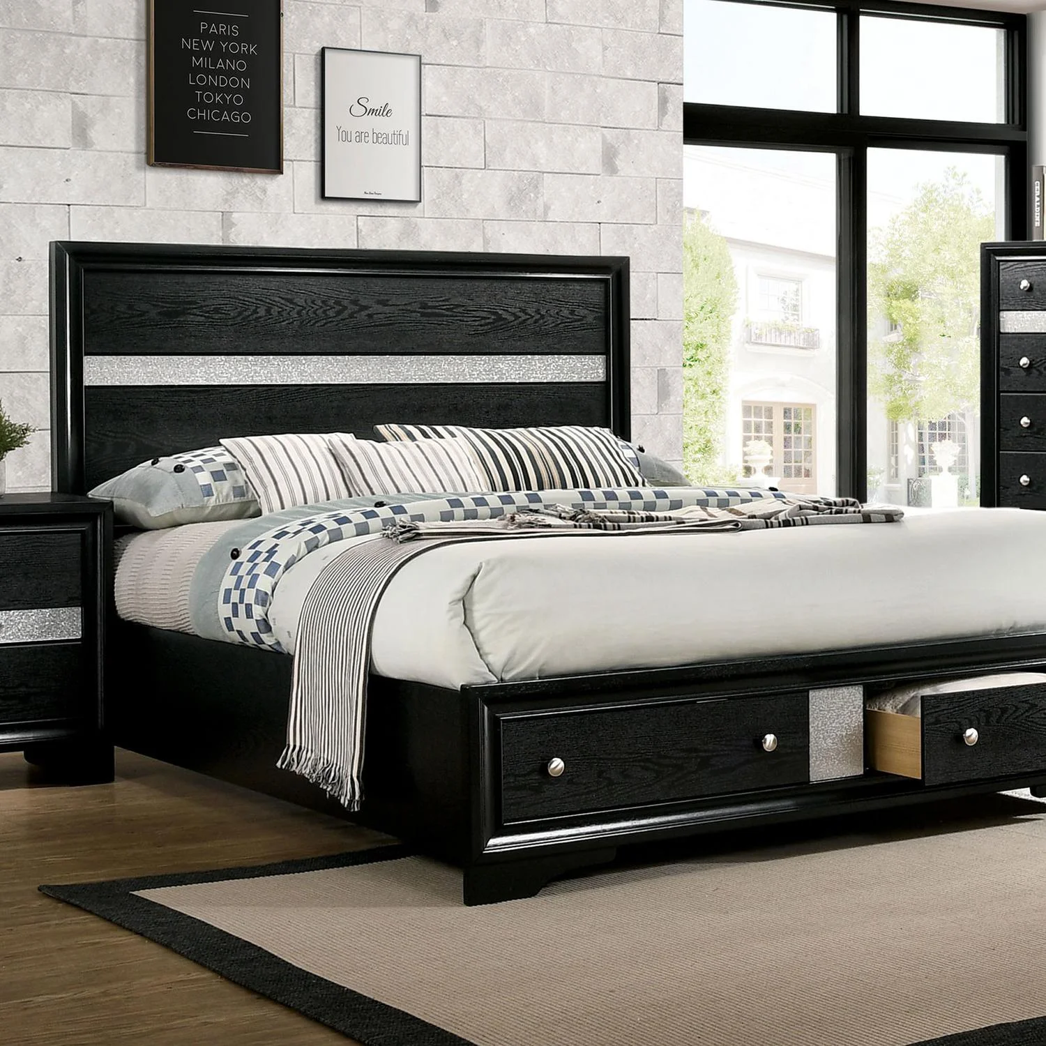 Contemporary Black Solid Wood Queen Bedroom Set 6pcs FOA CM7552BK Chrissy