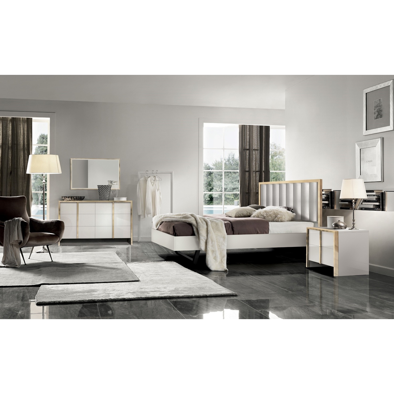 J&M Furniture Fiocco Premium Queen Bed