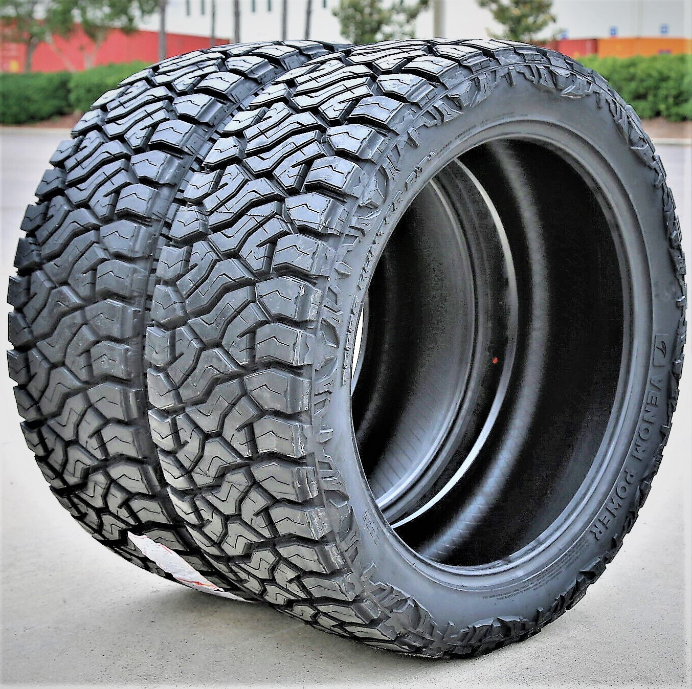 Tire Venom Power Terra Hunter R/T+ LT 31X13.50R24 Load E 10 Ply RT R/T