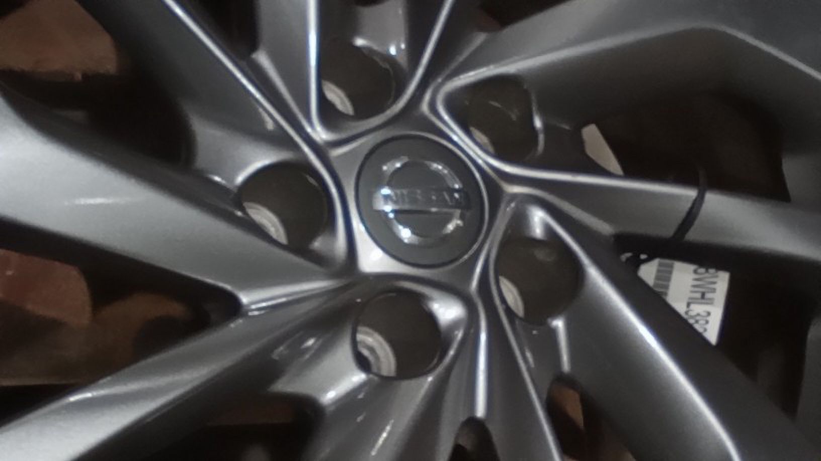 Pre-Owned 2016 Nissan Rogue 18x7 Alloy 10 Spoke Wheel Rim OEM (Good)