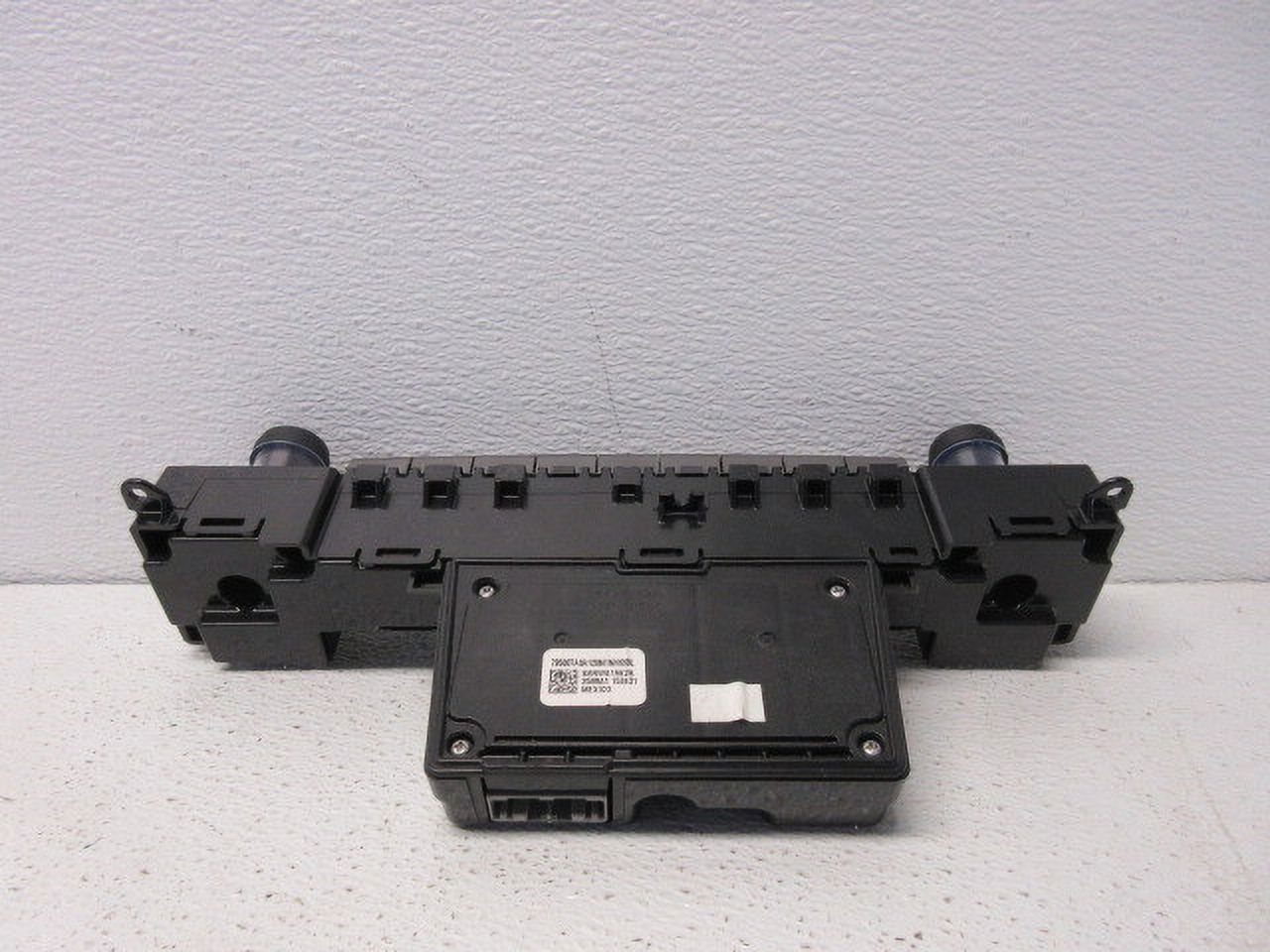 Pre-Owned 2008-2012 Honda Accord Heat A/C Temperature Control Unit OEM LKQ (Good)