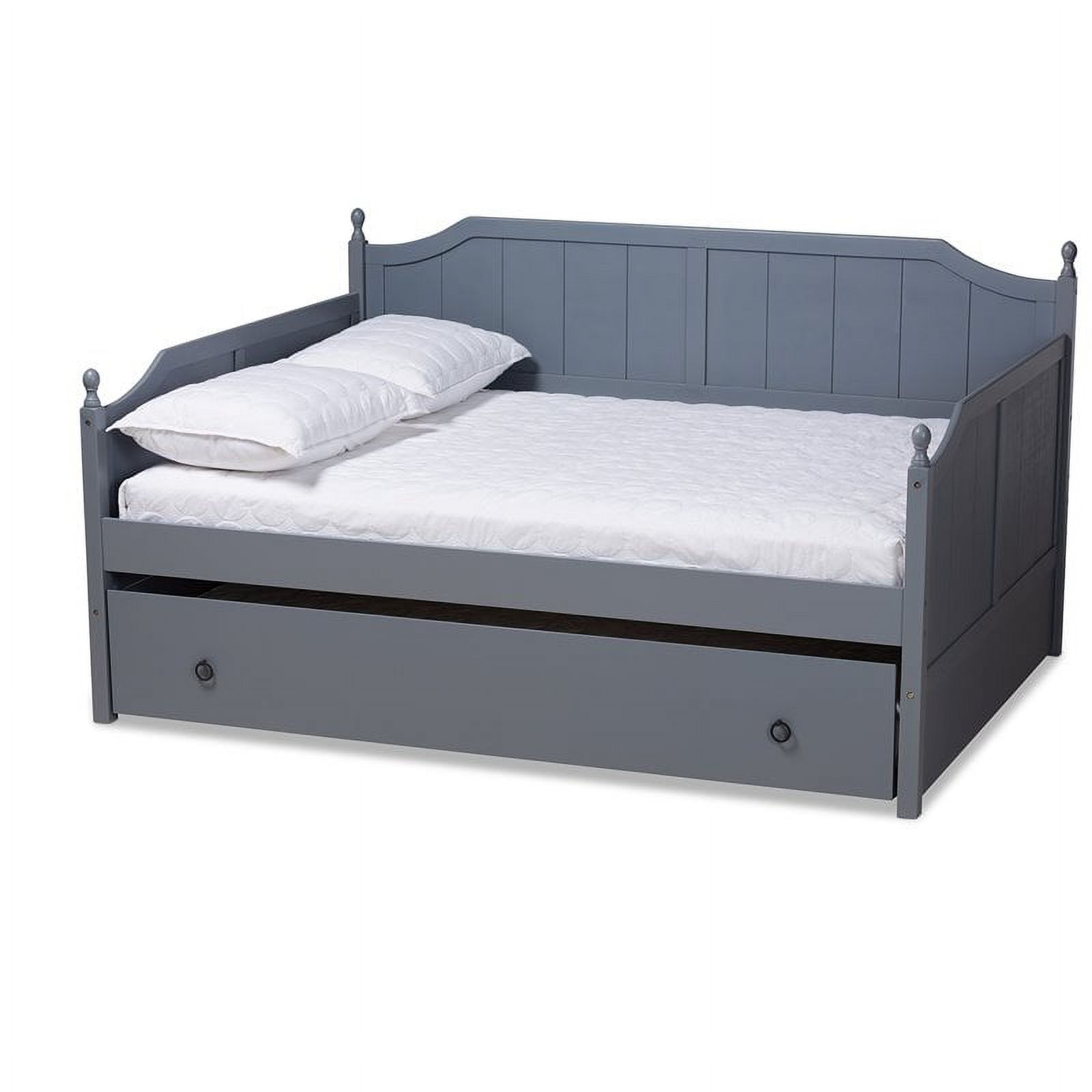 Bowery Hill Cottage Grey Finished Wood Full Size Daybed with Trundle