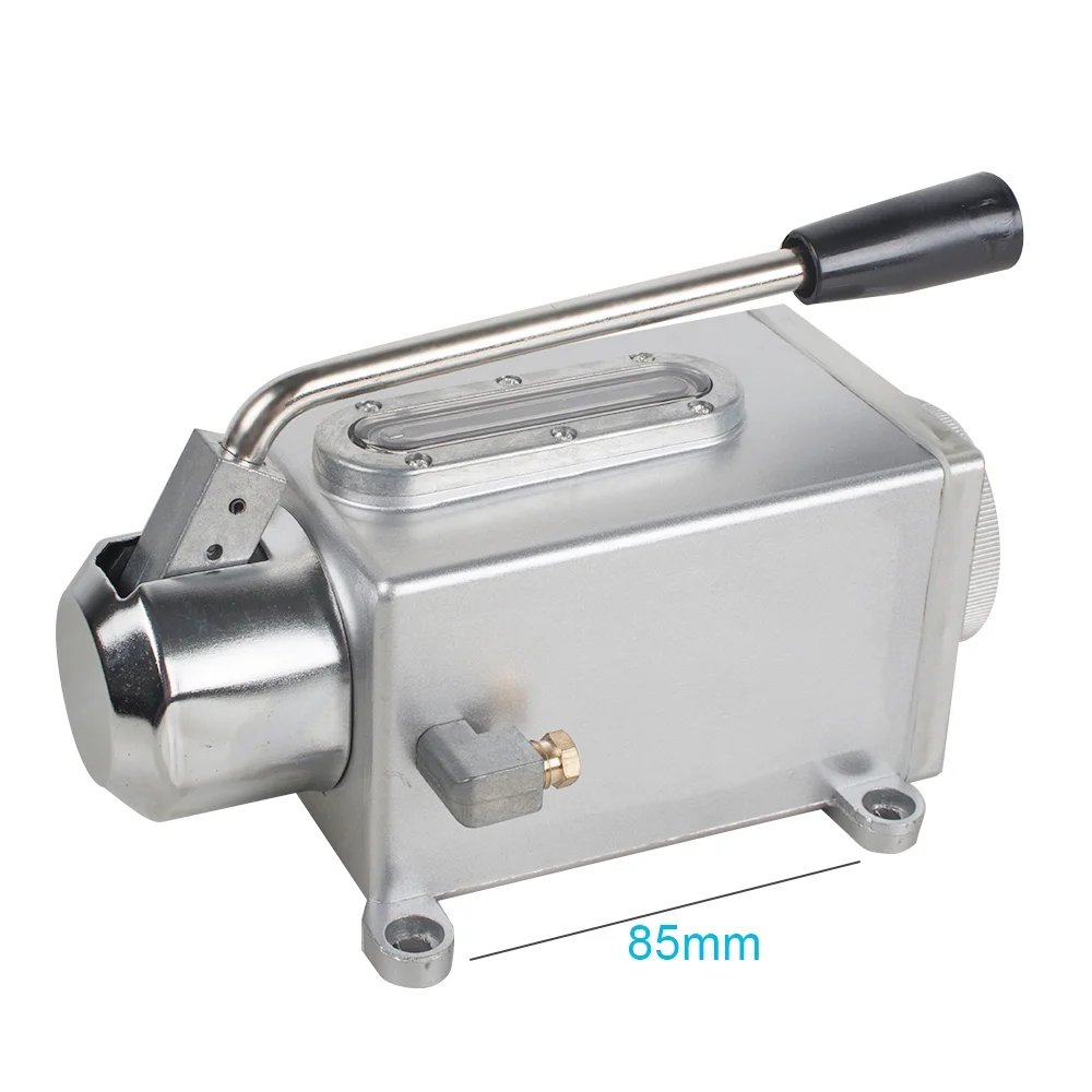 Hand pump lubricator lubricating oil pump, manual milling machine. Punching machine