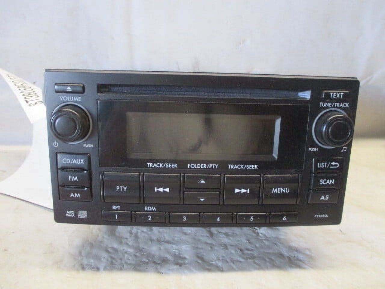 Pre-Owned 2014 2015 Subaru Forester AM FM Radio Receiver w/Display OEM (Good)