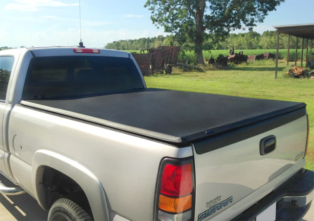 Tyger Auto T3 Soft Tri-fold Truck Bed Tonneau Cover Compatible with 1988-2006 Chevy Silverado / GMC Sierra 1500 2500 HD 3500 HD; 2007 Classic | Fleetside 6'6