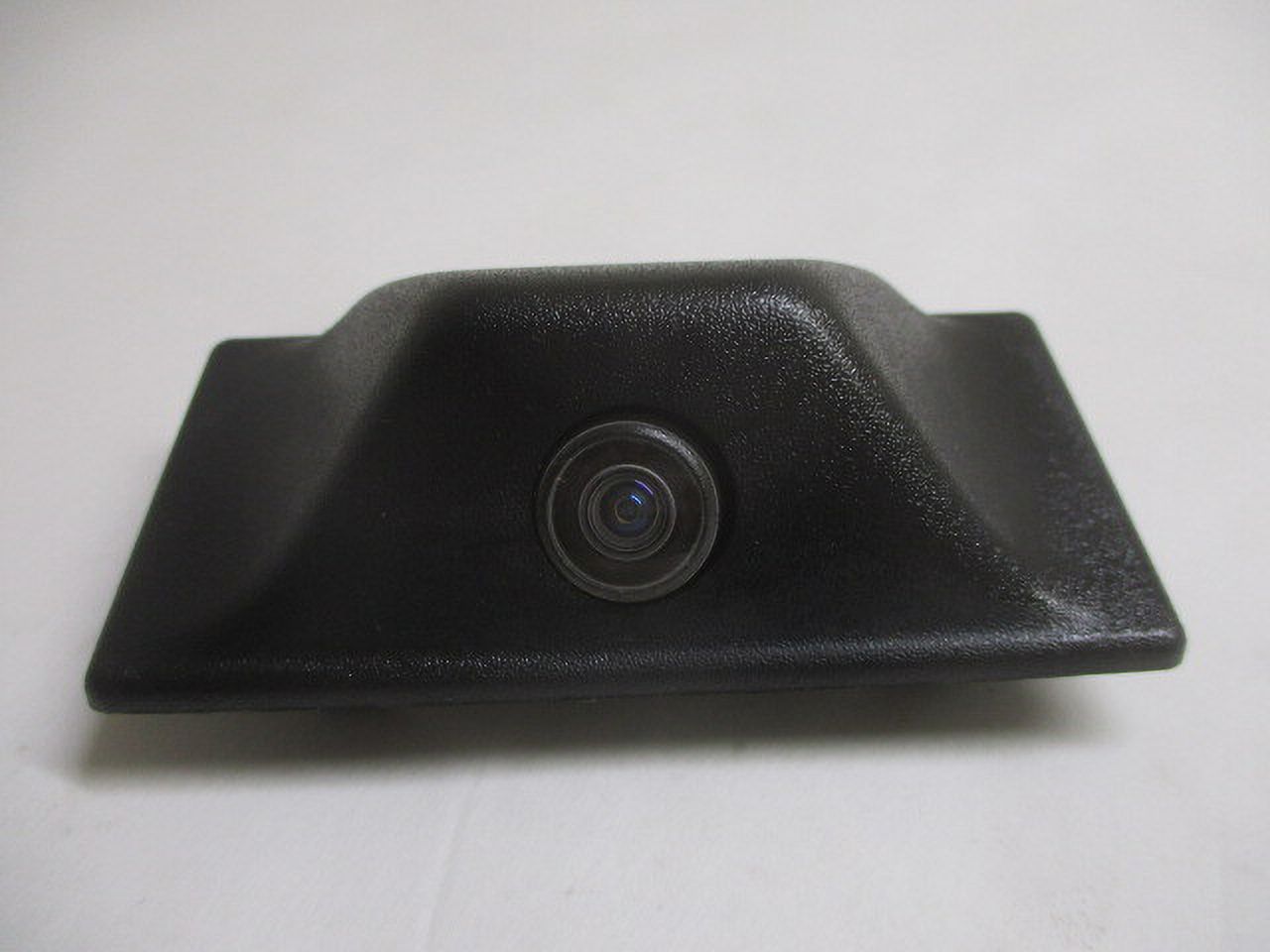 Pre-Owned 15 16 17 Jeep Renegade Back Up Rear View Camera OEM LKQ (Good)
