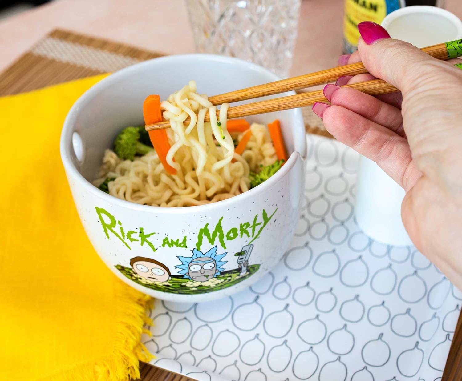 Japanese Dinnerware Set | 20-Ounce Ramen Bowl, Chopsticks