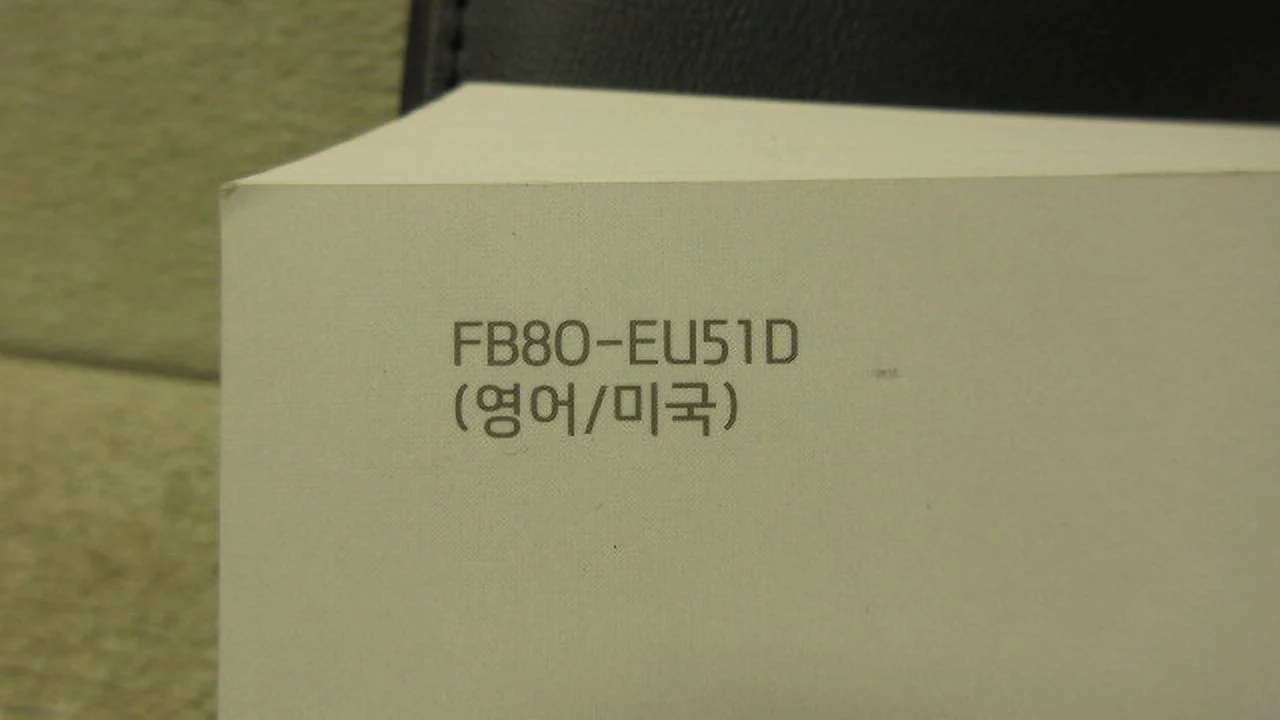 Pre-Owned 2016 Hyundai Santa Fe Owners Manual OEM LKQ - Verify Specific Vehicle Fitment In Description - (Good)