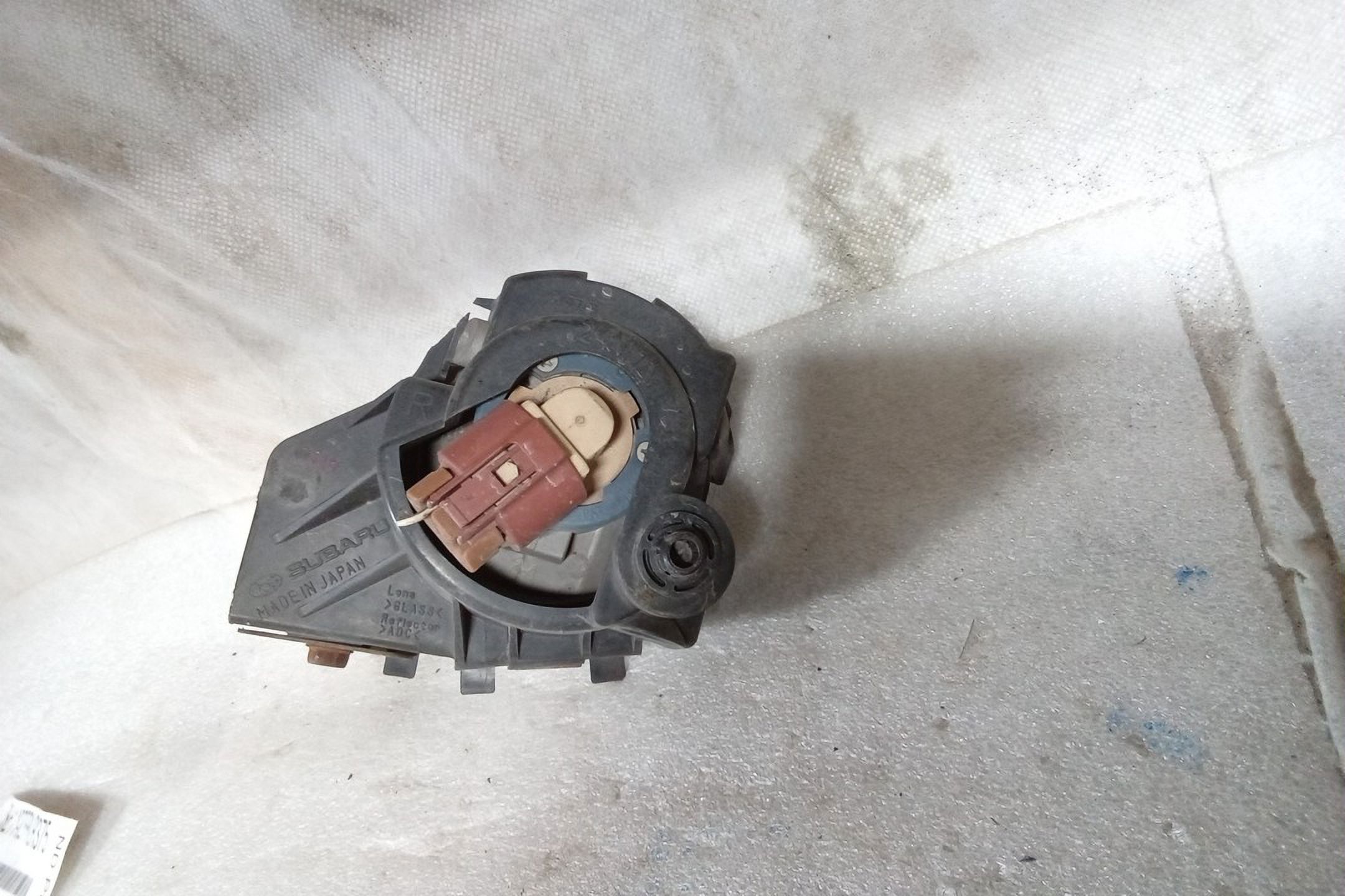 Pre-Owned 2011 Subaru Impreza Passenger Side Bumper Mounted Fog Driving Lamp OEM LKQ (Good)