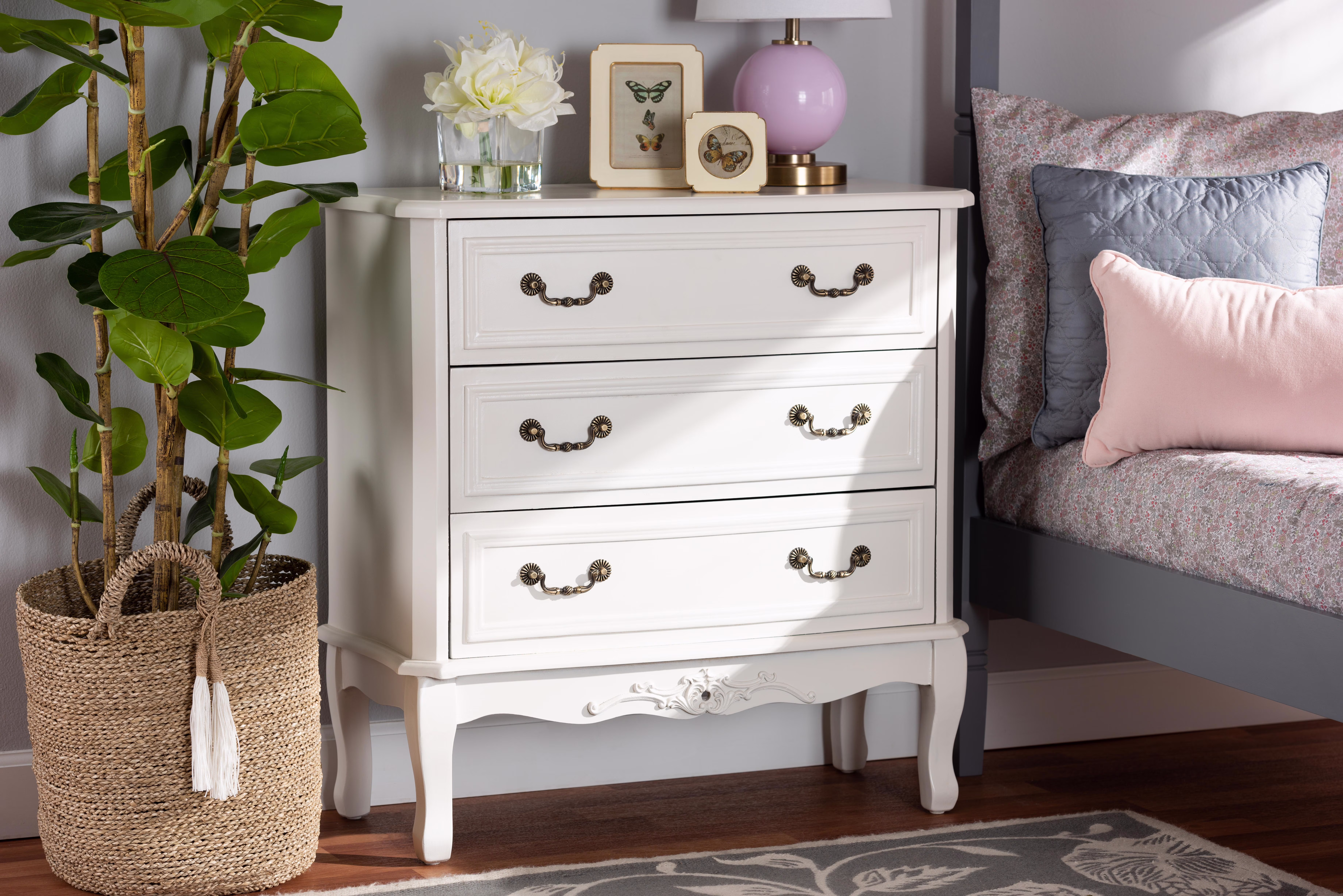 Baxton Studio Gabrielle Traditional French Country Provincial White-Finished 3-Drawer Wood Dresser