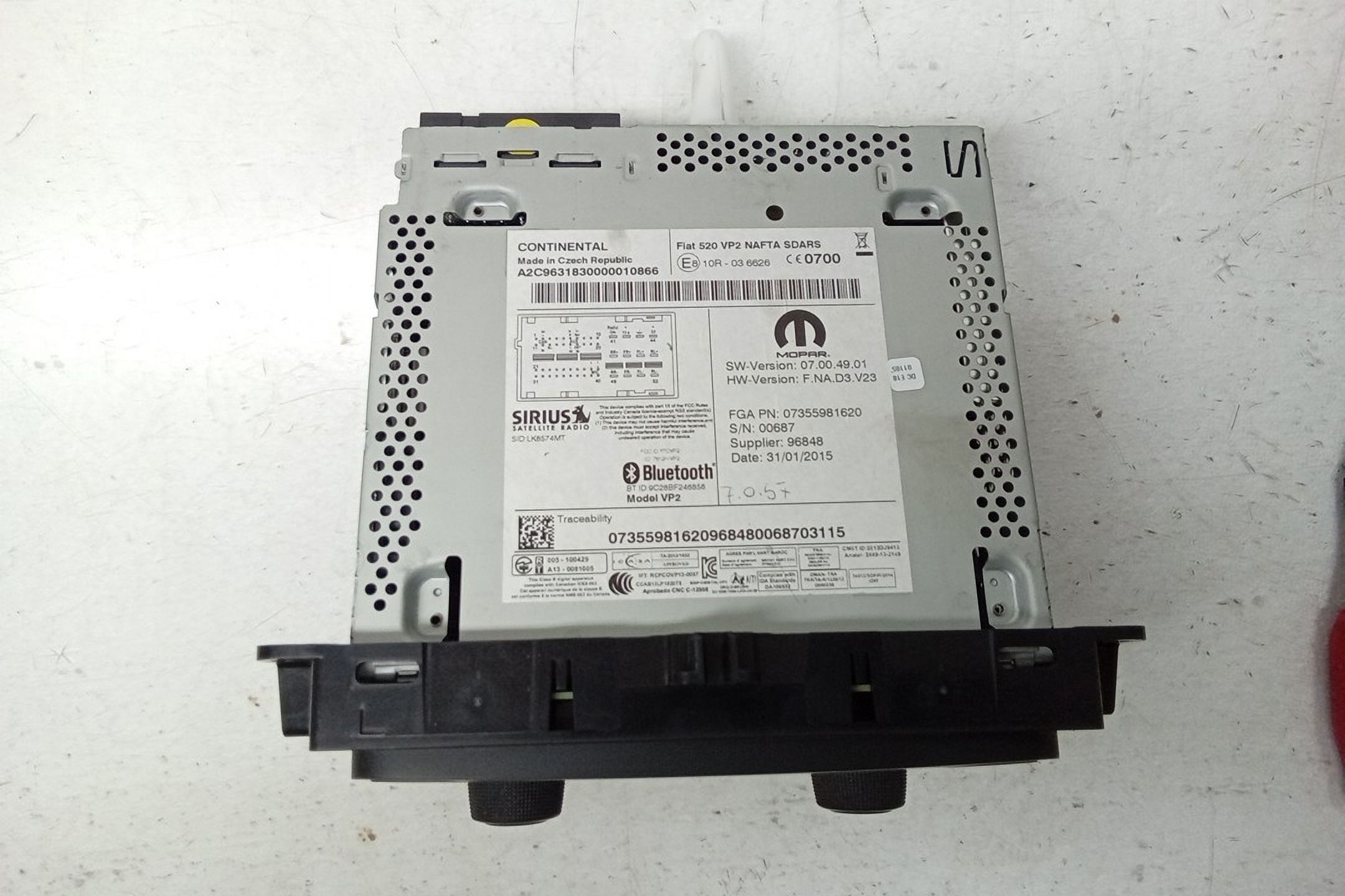 Pre-Owned 15 2015 Jeep Renegade Radio Receiver Display 5.0 Touchscreen OEM (Good)