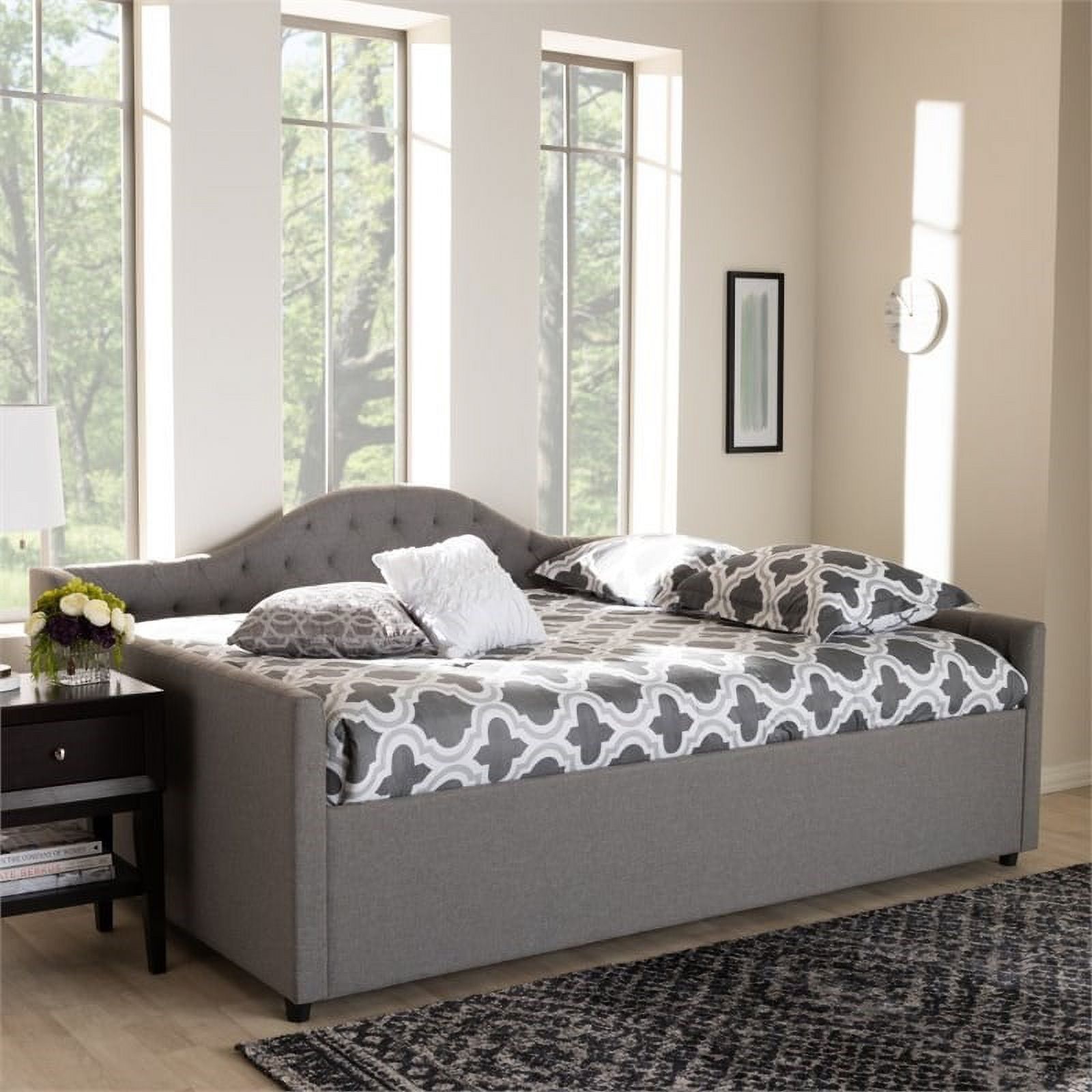 Bowery Hill Modern Fabric Tufted Full Daybed with Wood Frame in Gray