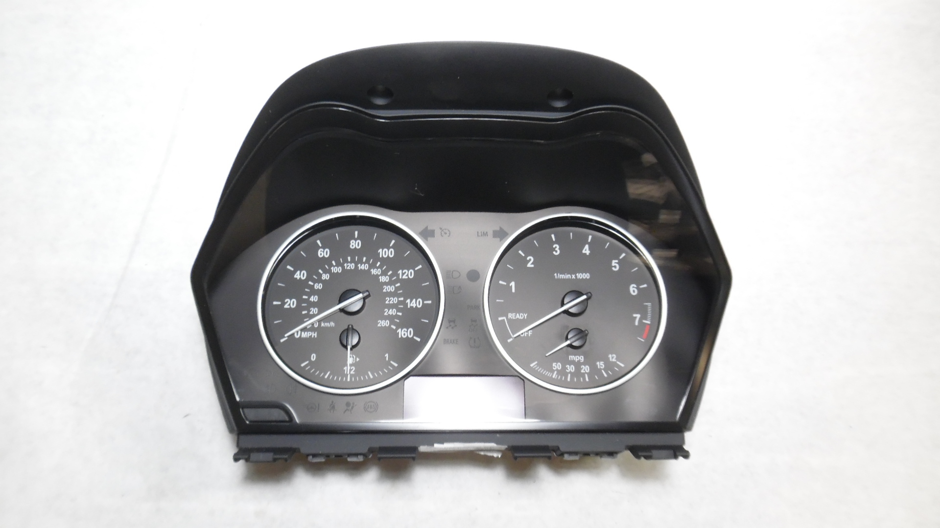 Pre-Owned 2017 2018 2019 BMW X1 Speedometer Speedo Cluster MPH OEM (Good)