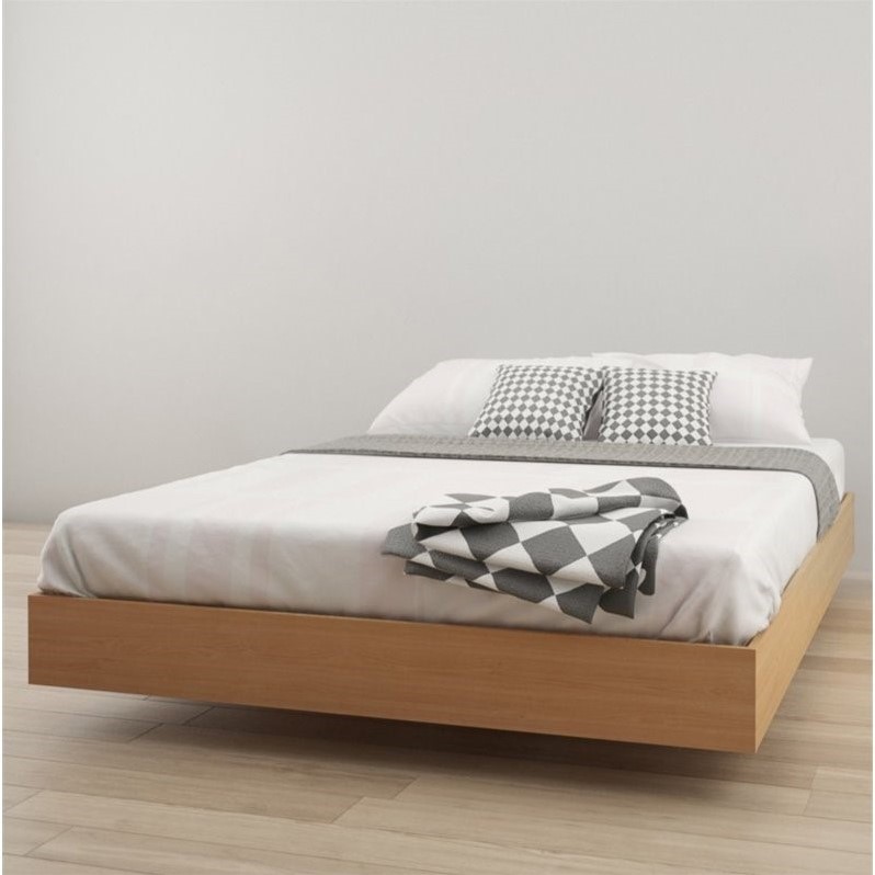 Atlin Designs Modern Wood Queen Platform Bed with Slats in Natural Maple
