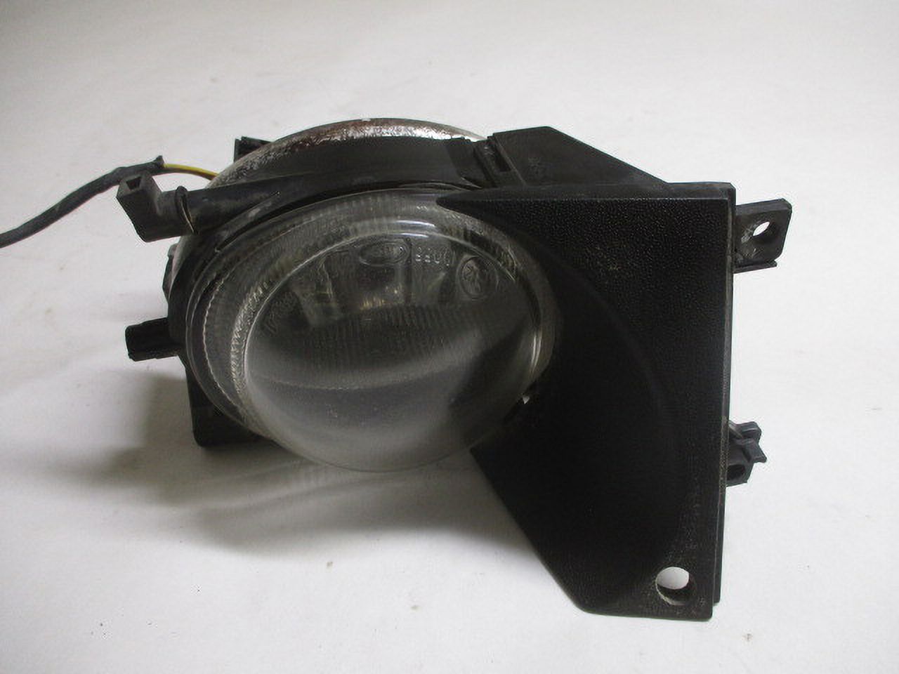 Pre-Owned 01 02 03 BMW 530i 525i 540i LH Driver Fog Light Lamp OEM LKQ (Good)