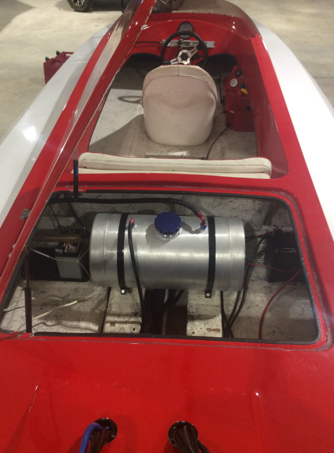 8x26 Center Fill Round Spun Aluminum Gas Tank - 5.5 Gallon 1/4 NPT